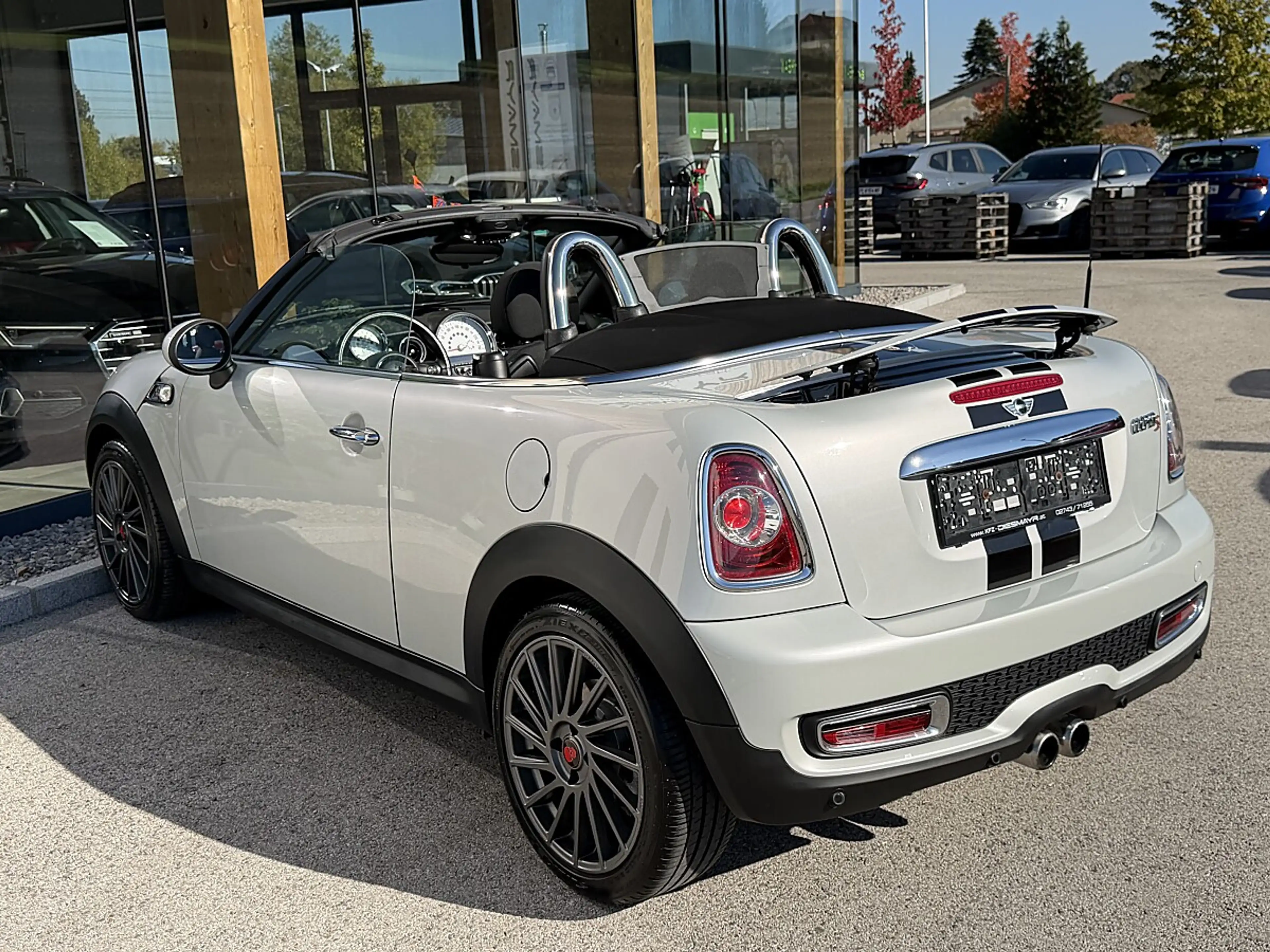 MINI Cooper S Roadster Mini R59 Roadster Cooper S — photo 3