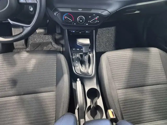 Hyundai I20 view 12