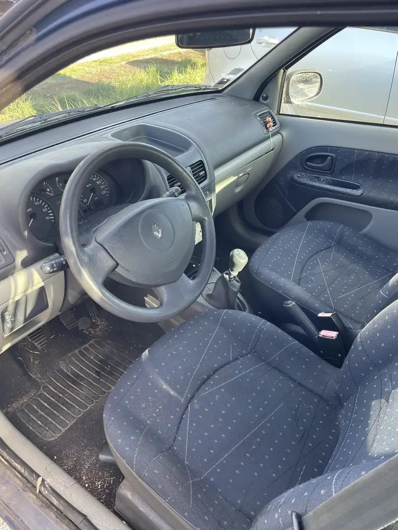 Renault Clio Clio 1.2i 16V Expression - 2