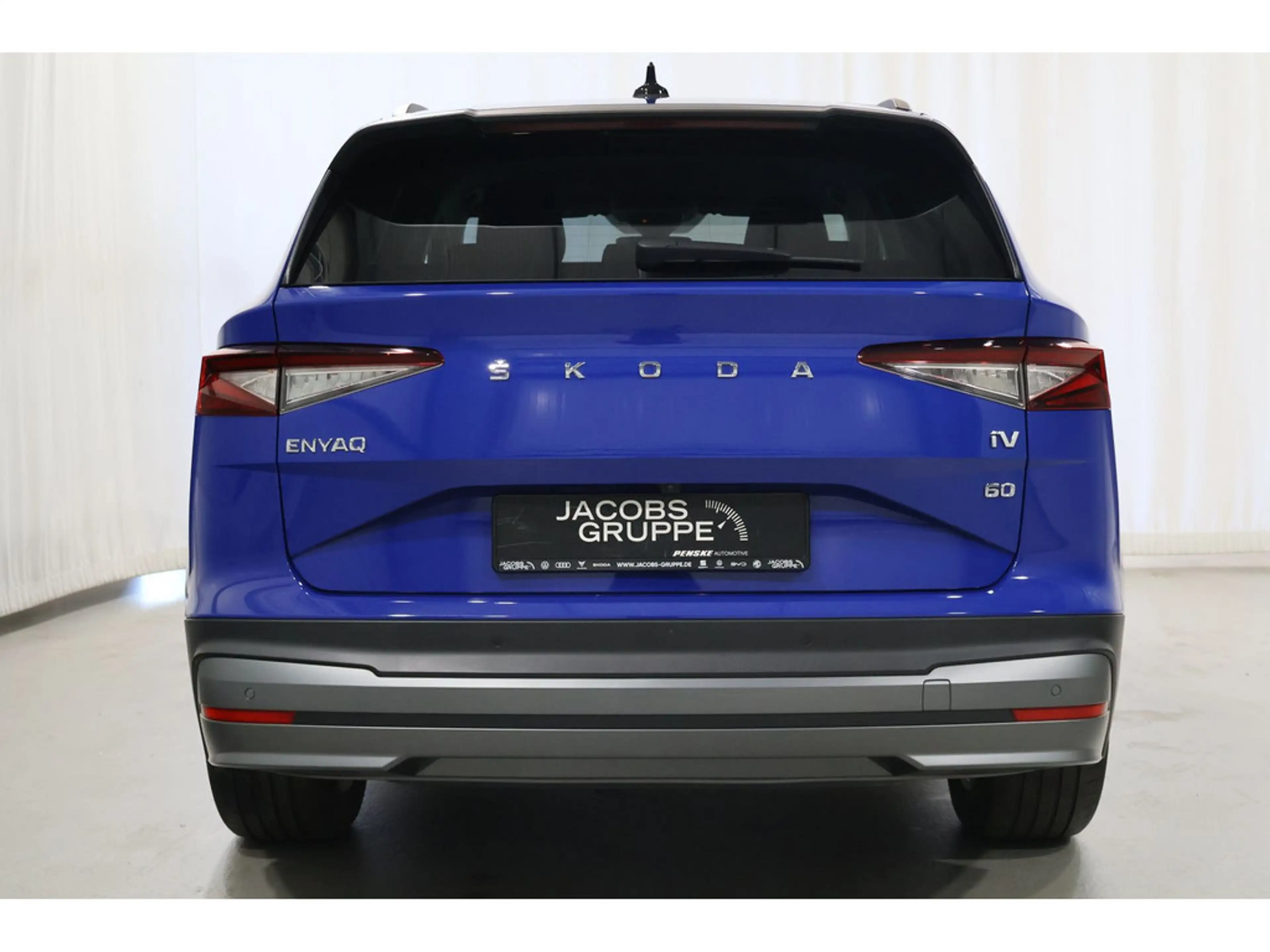 Skoda Enyaq 60 Suite WäPu,LED,Navi,Cam,BlindSpot,AC — photo 4