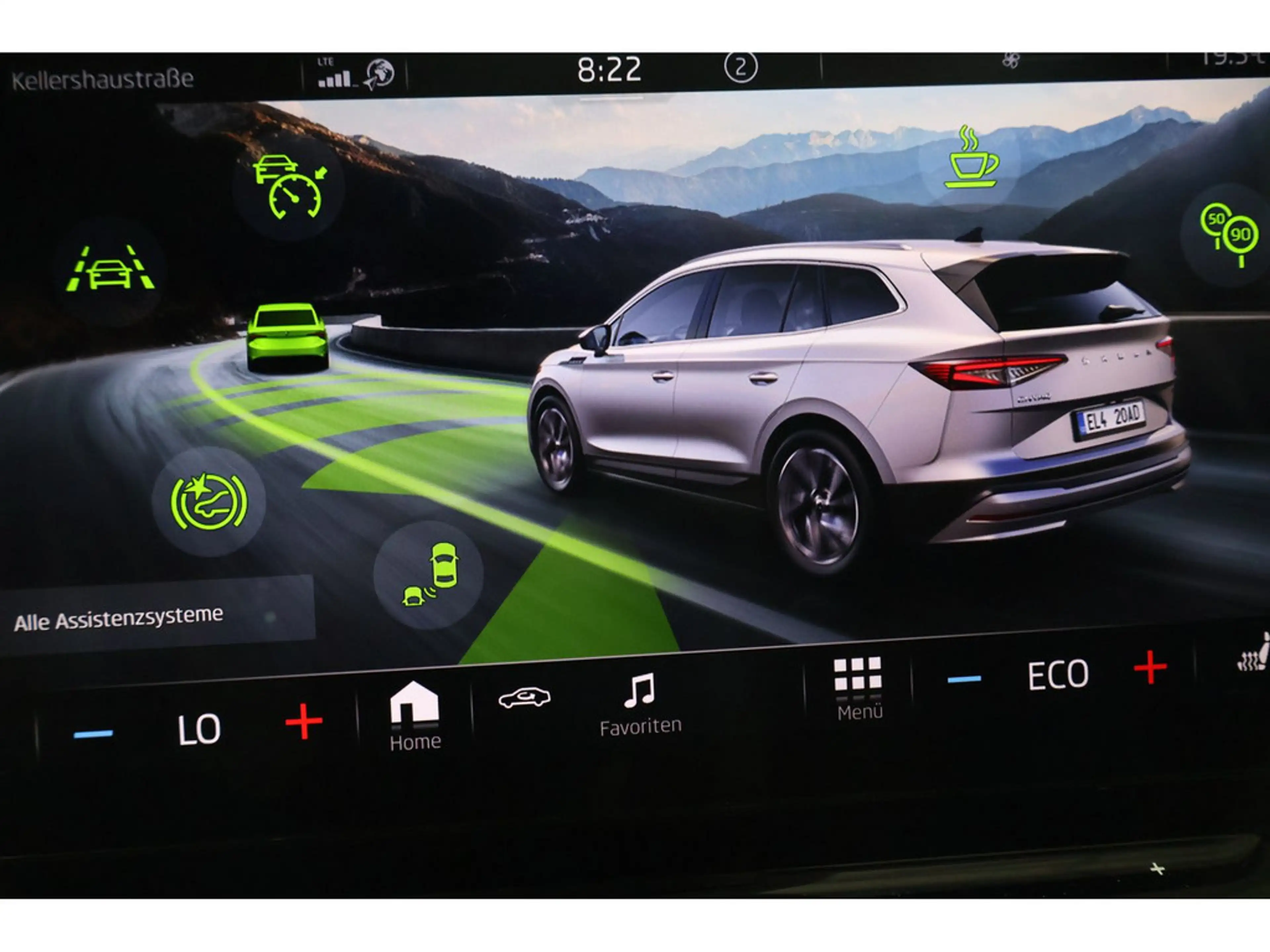 Skoda Enyaq 60 Suite WäPu,LED,Navi,Cam,BlindSpot,AC — photo 11