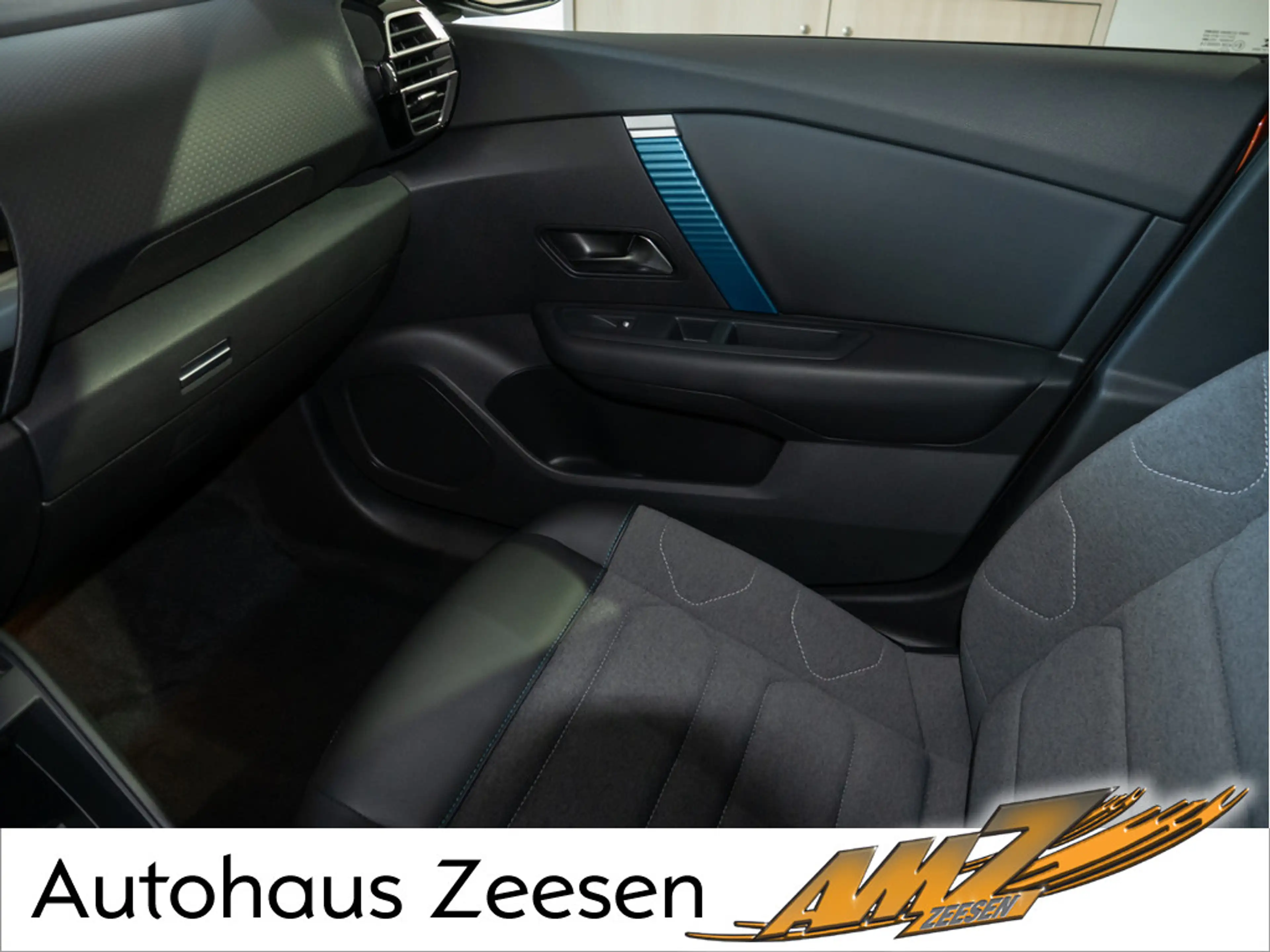 Citroen E-C4 Electric — photo 13