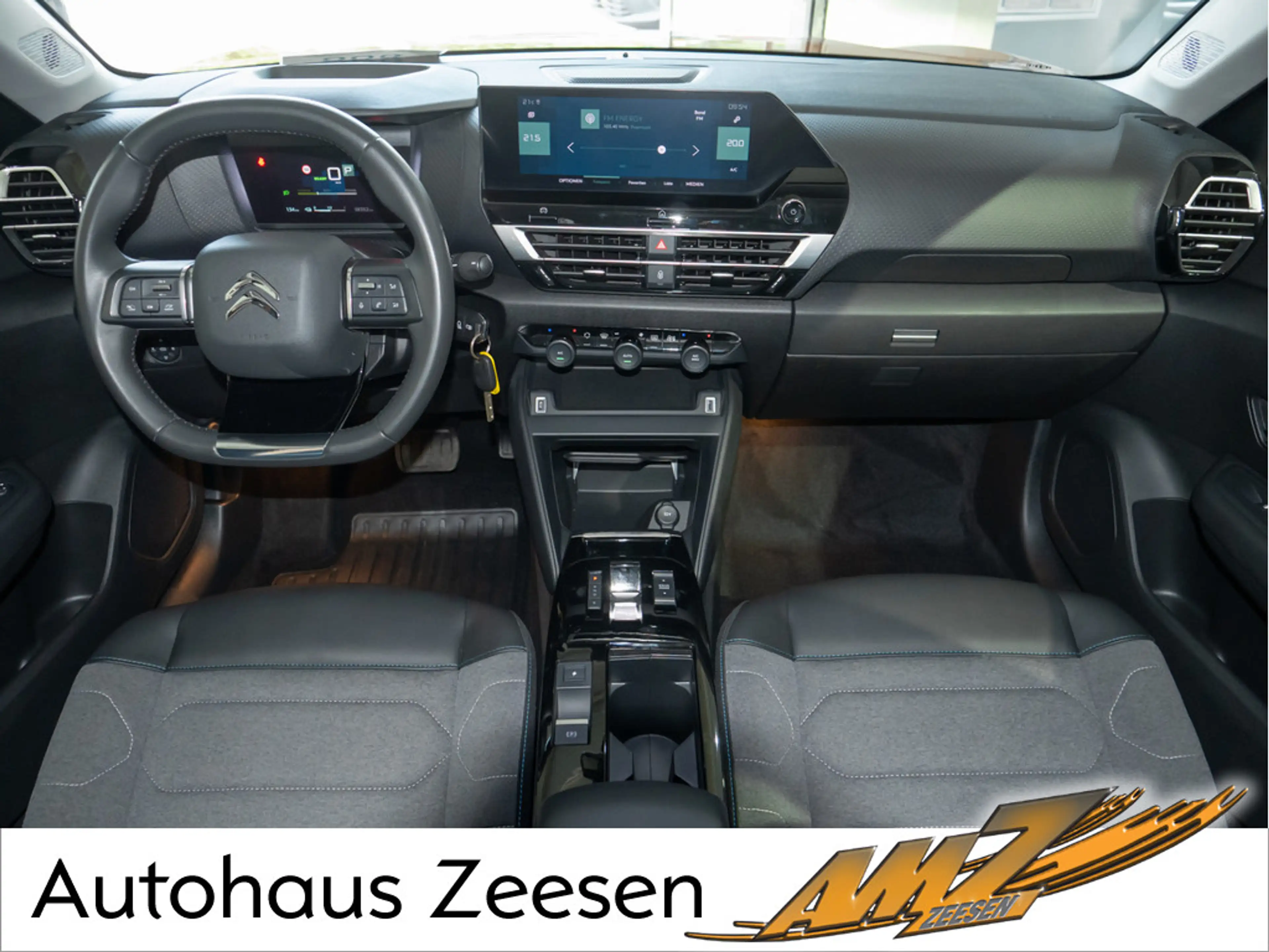 Citroen E-C4 Electric — photo 6