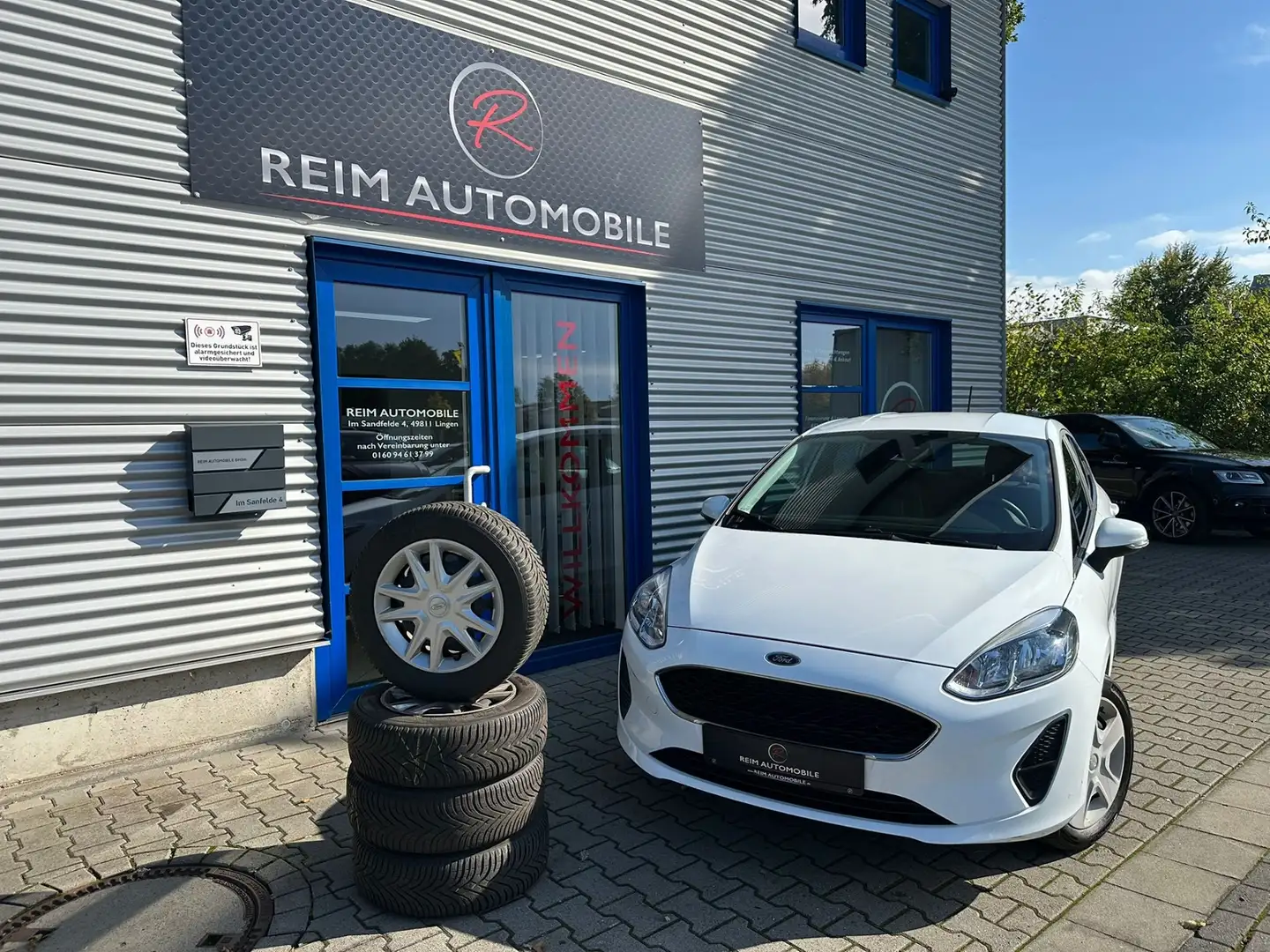 Ford Fiesta 1.1 "Cool & Connect" *WINTER-PAKET*KLIMA*5-TÜREN* Weiß - 1