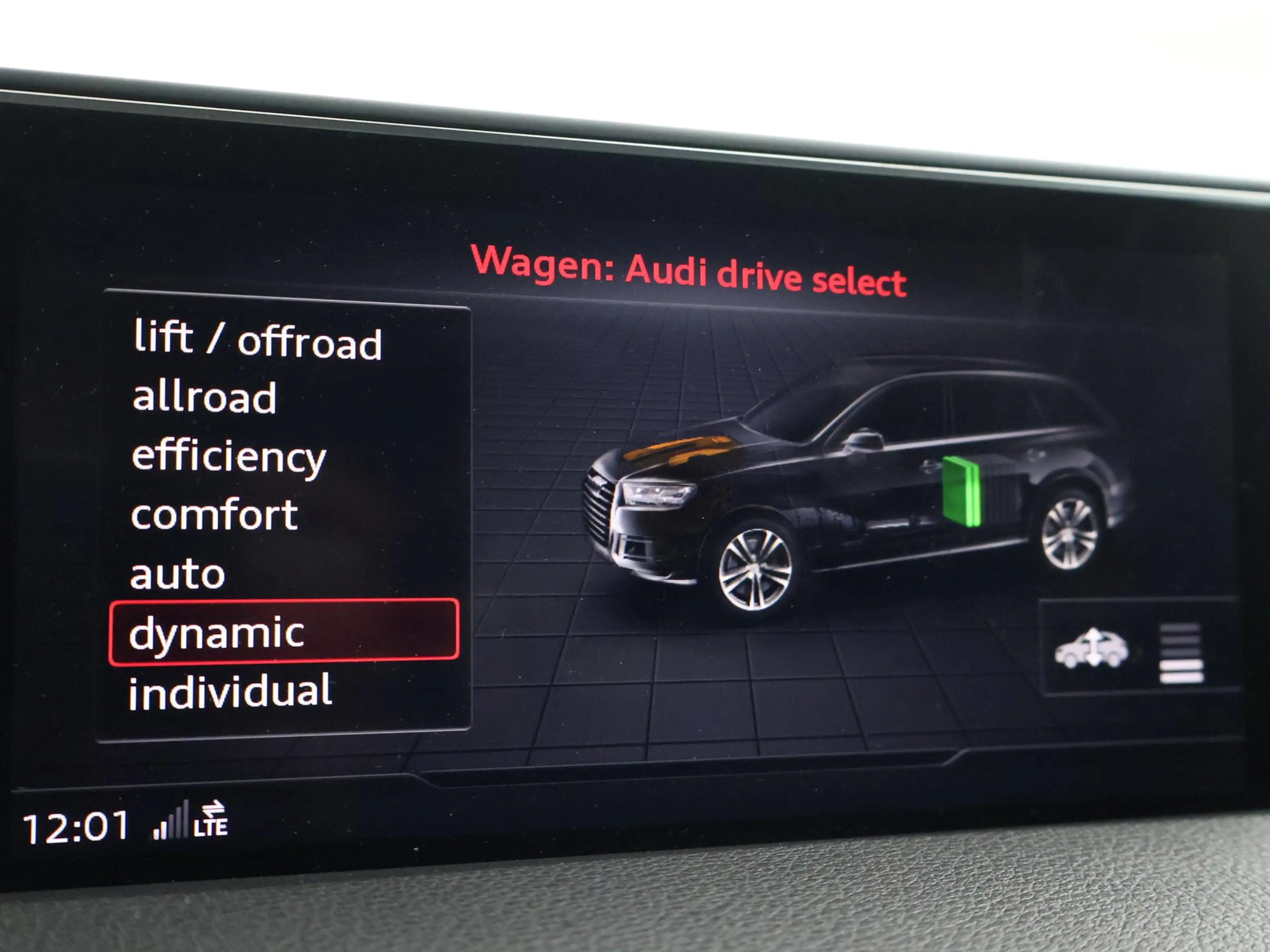 Audi Q7 e-tron 3.0 TDI 374 PK + TREKHAAK 3500 KG | LUCHTVERING | — photo 30
