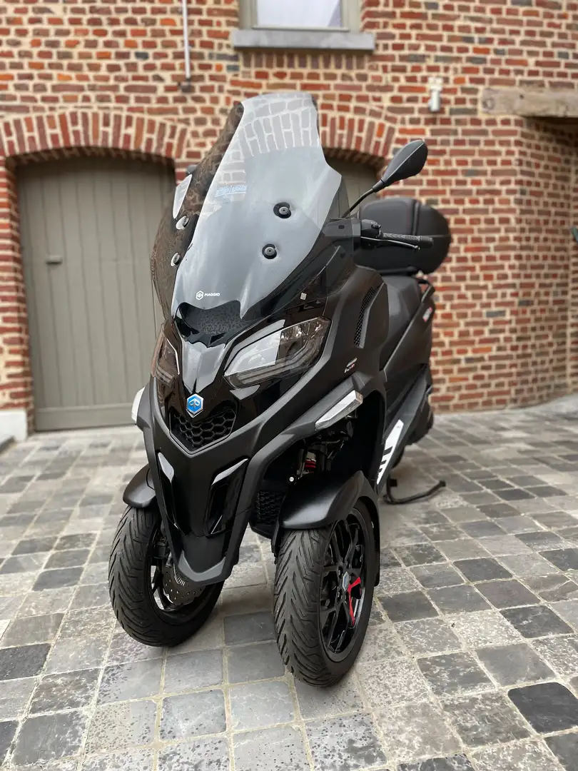 Piaggio MP3 400 HPE S Negro - 2