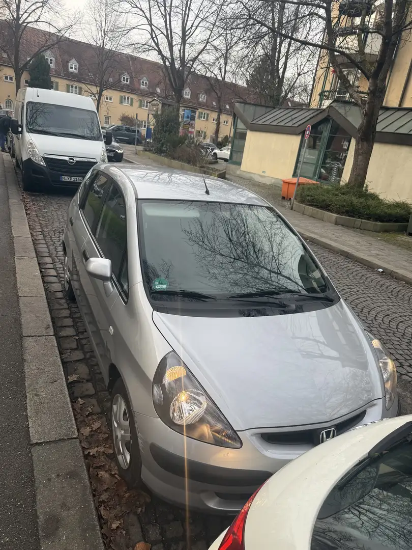 Honda Jazz 1.4 LS Grau - 1
