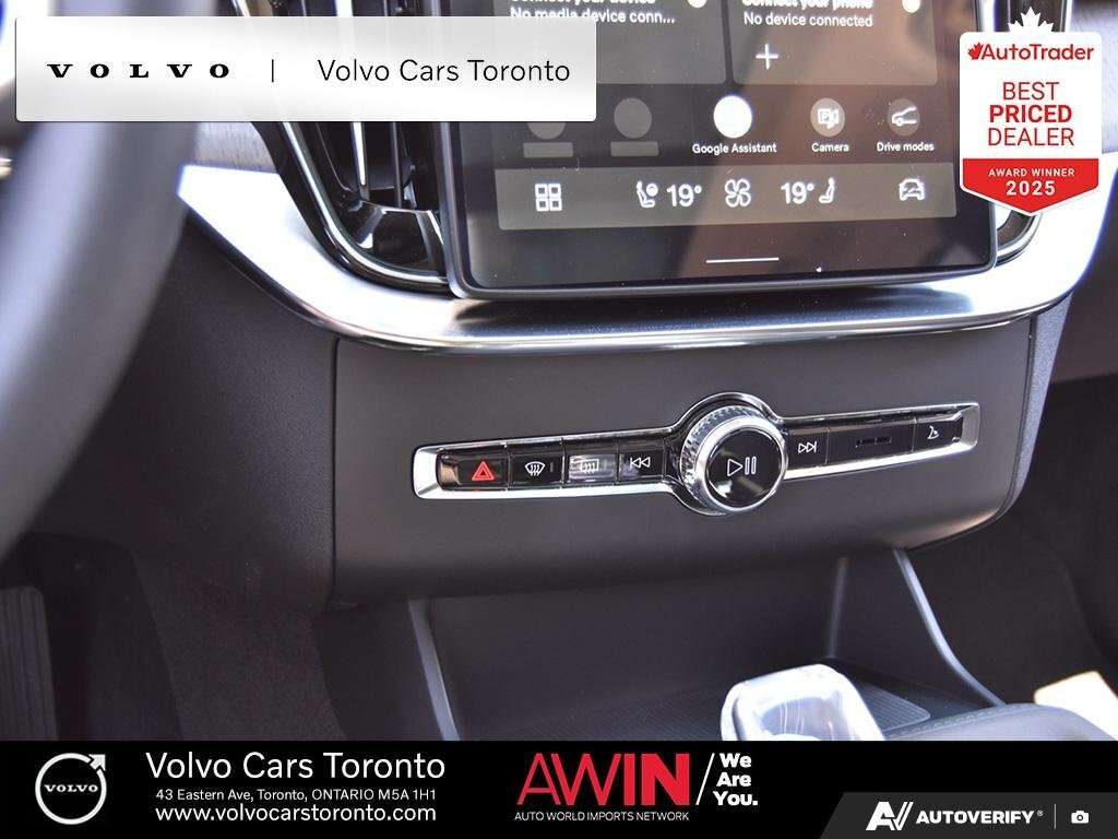 2026 Volvo XC90 T8 AWD Ultra Dark Theme 7-Seater thumb 20