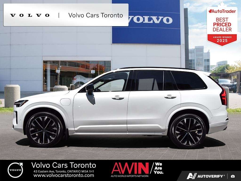 2026 Volvo XC90 T8 AWD Ultra Dark Theme 7-Seater alt 3