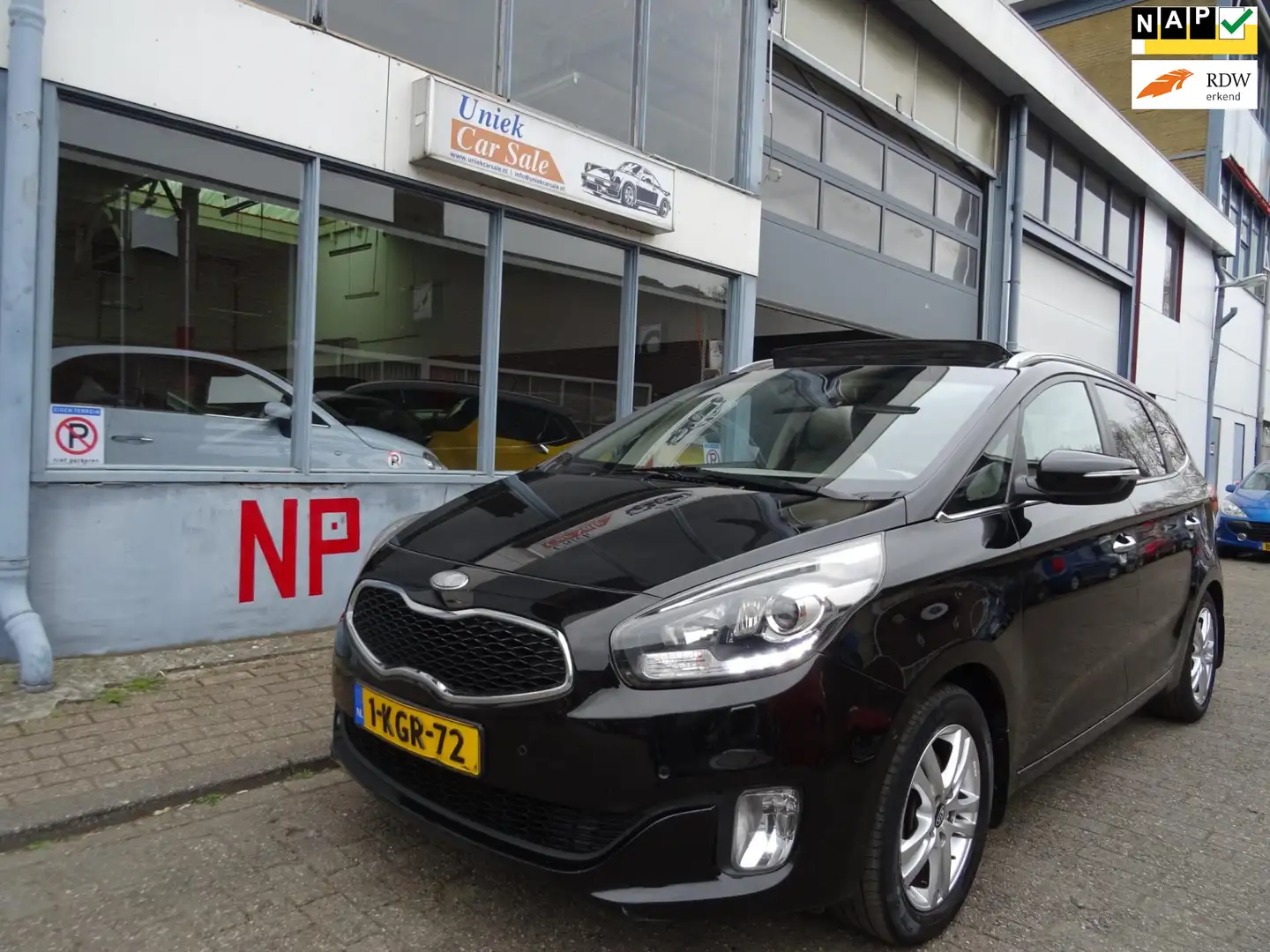 Kia Carens 1.6 GDi Premium Pack 7p. Export!! Černá - 1