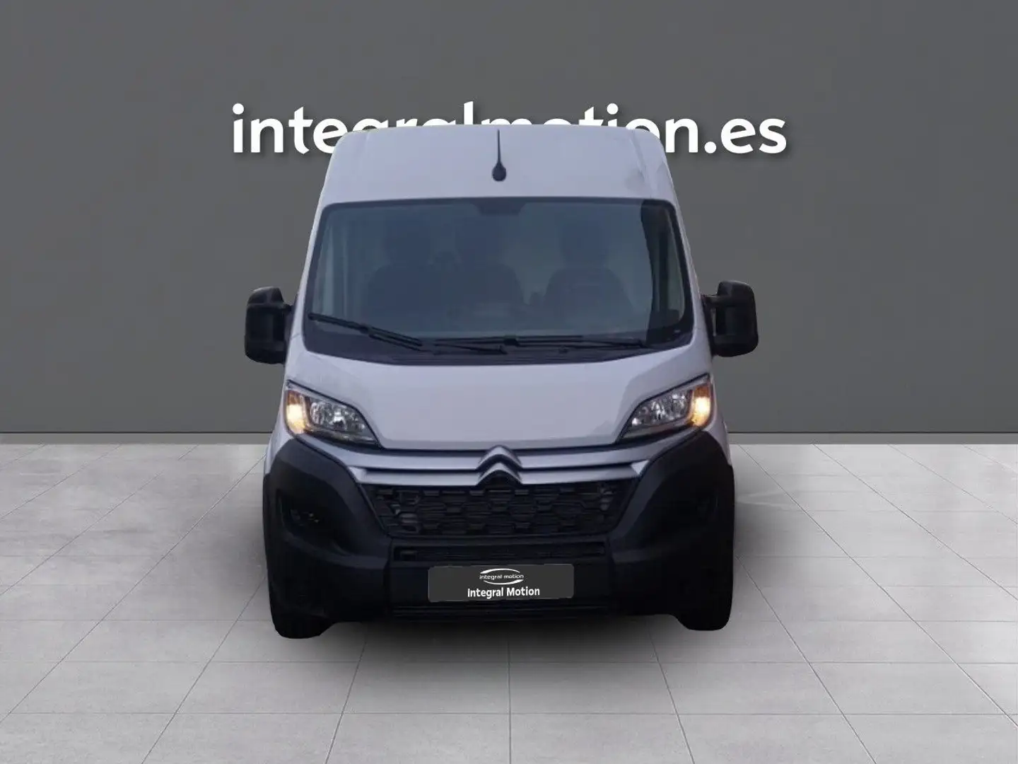 Citroen Jumper BlueHDi 165CV S&S 6V Furgón 35L3H2 Wit - 2