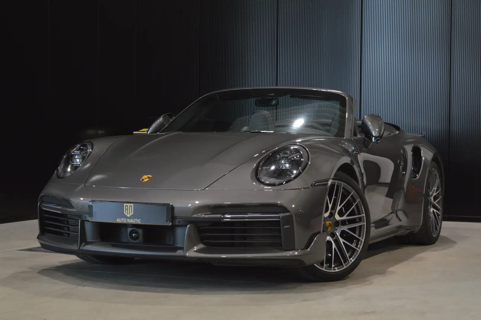 Porsche 992 911 Turbo S Cabriolet 3.8 Bi-Turbo 1 HAND Grijs - 1