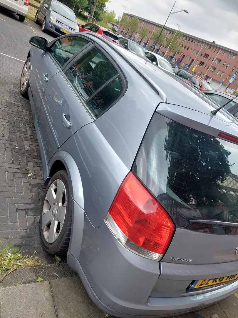 Opel Signum Signum 2.2-16V Gris - 2
