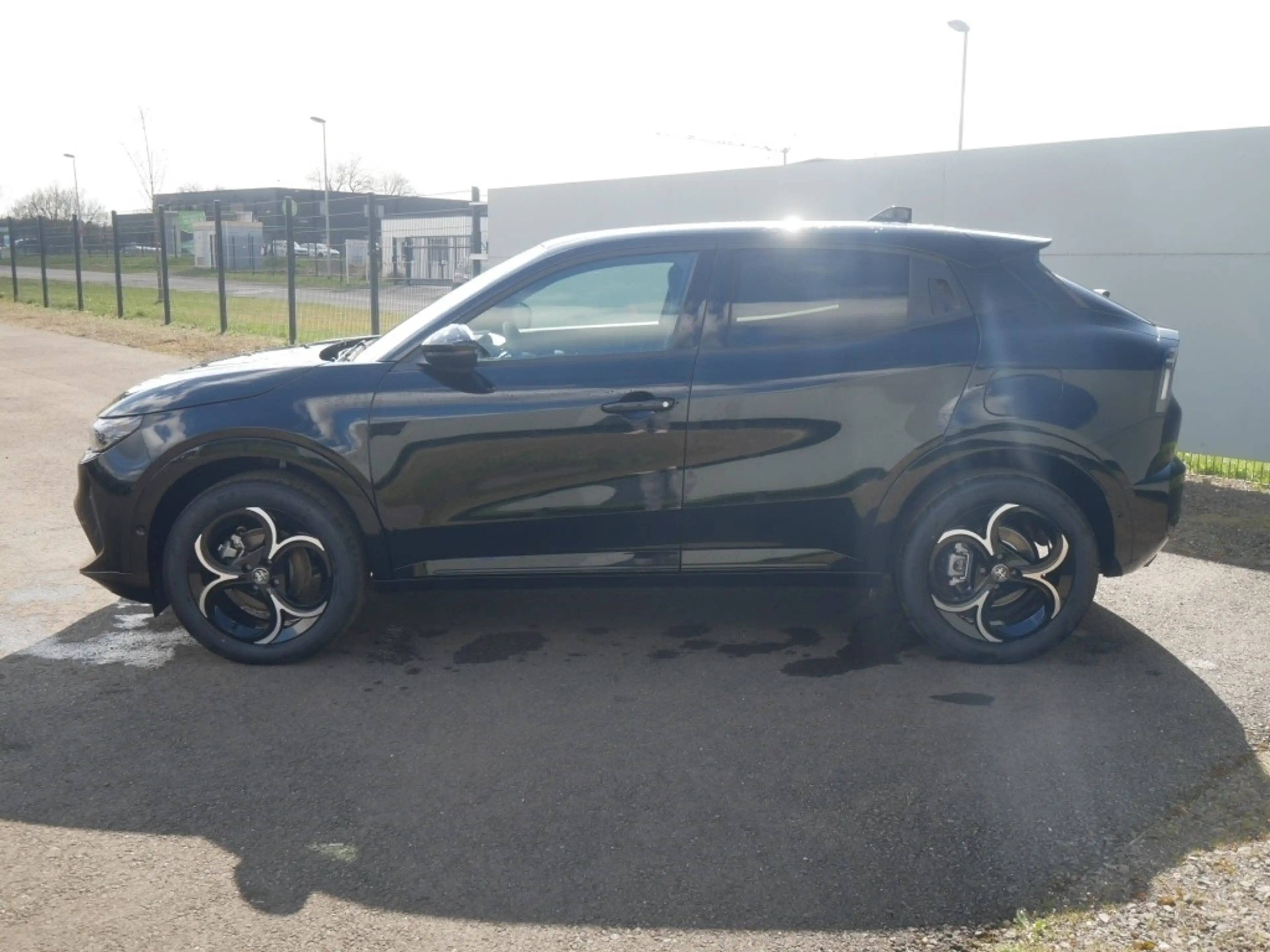 Alfa Romeo Junior IBRIDA Q4 TI 1.2 VGT 145PS DCT6 TECHNOLOGIE — photo 6