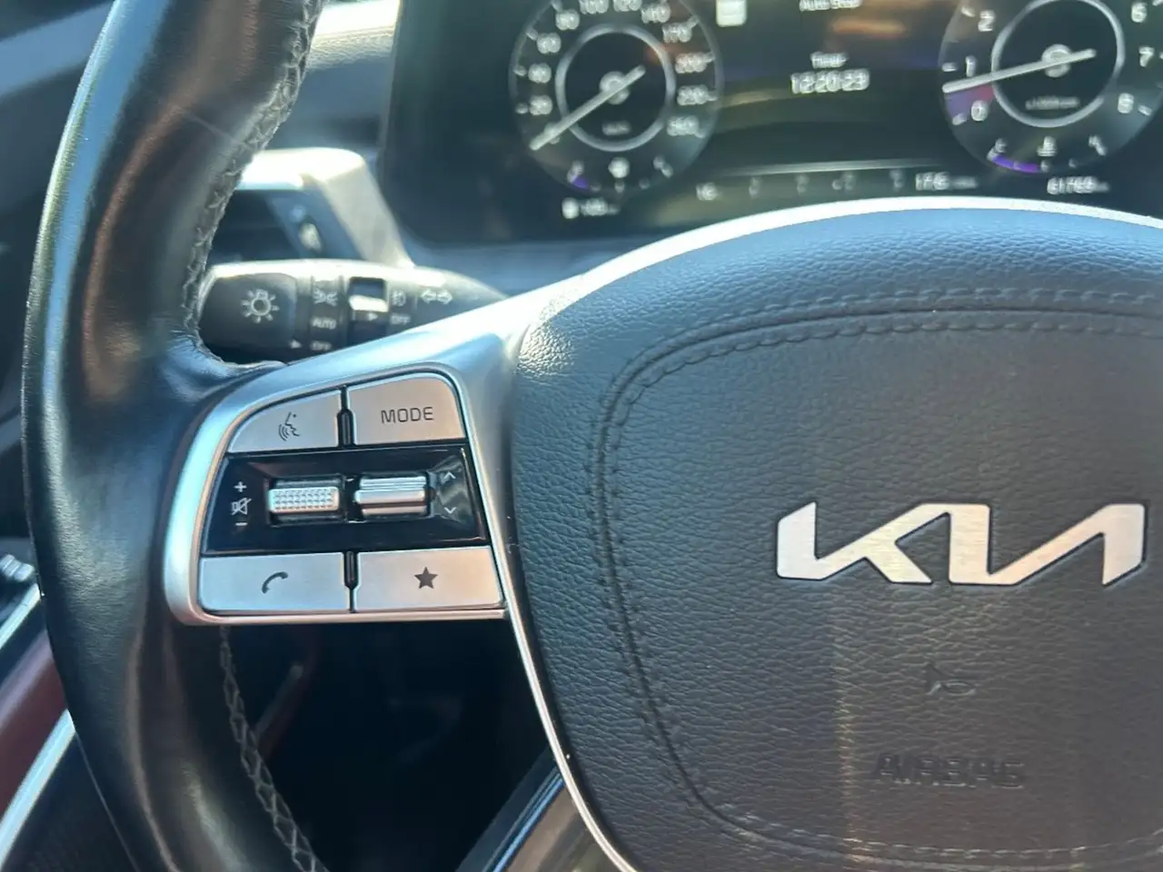 Kia Telluride photo Kia Telluride