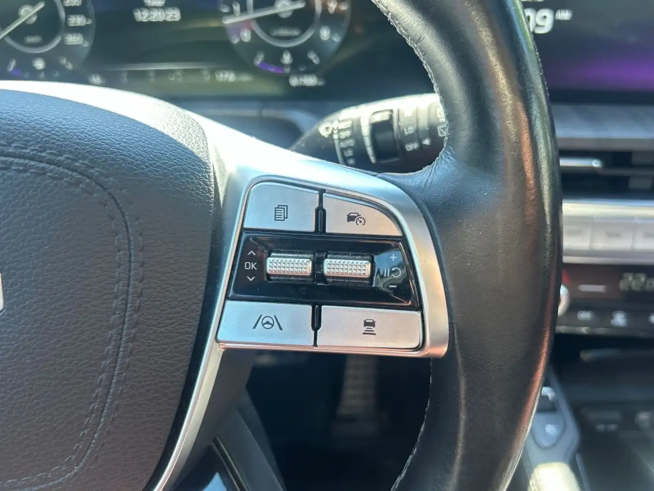 Kia Telluride photo Kia Telluride