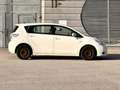 Toyota Verso 2,0 D-4D 125 DPF Basis / Klima / Diesel / Euro 5 Weiß - thumbnail 1