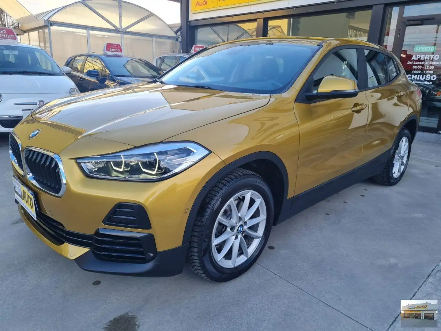 BMW X2 M sDrive18d Msport-X-Anno 2021 Goud - 2