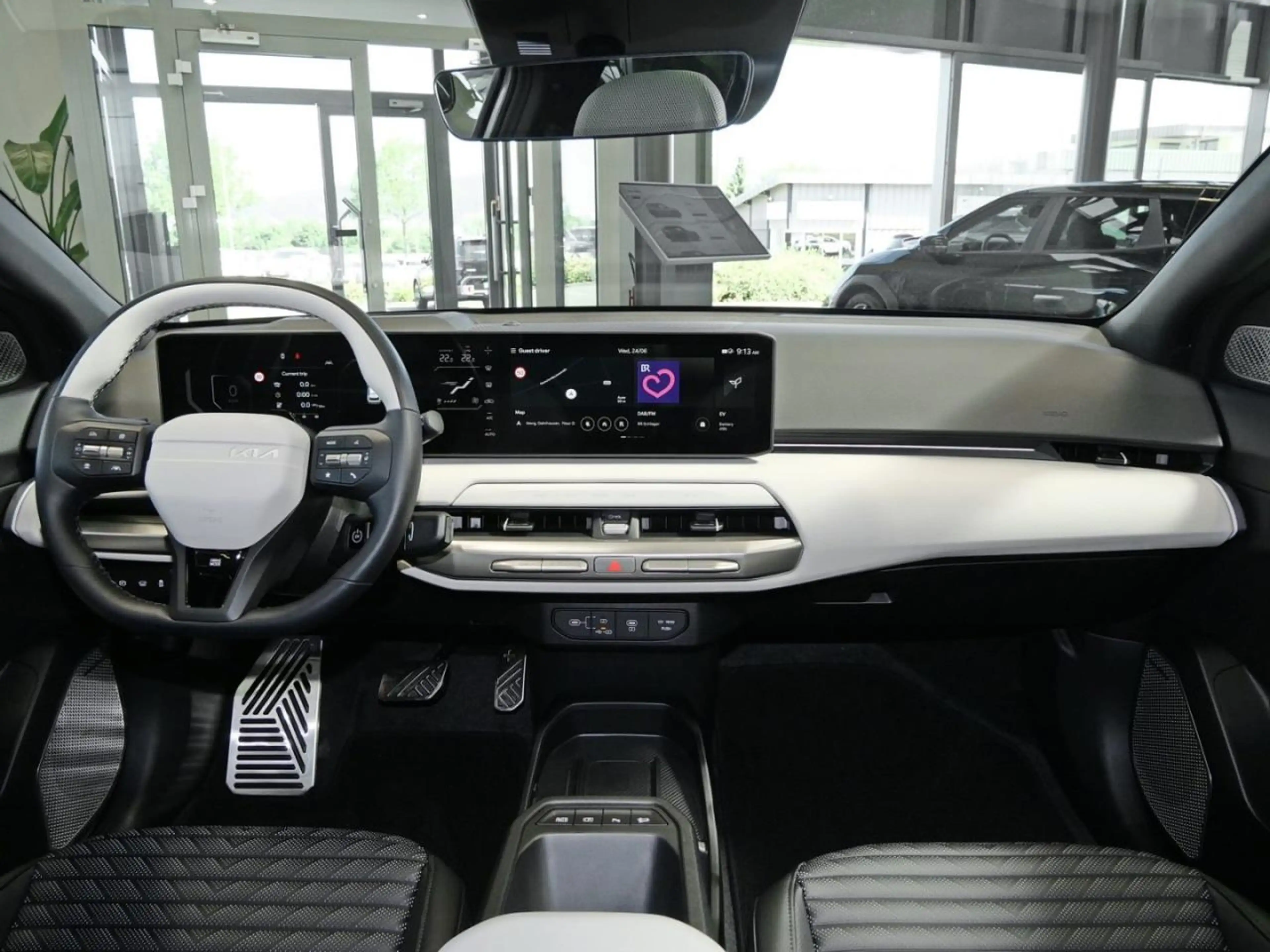Kia EV4 81,4 kWh GT-Line Glasdach DriveWise 360° ACC — photo 12