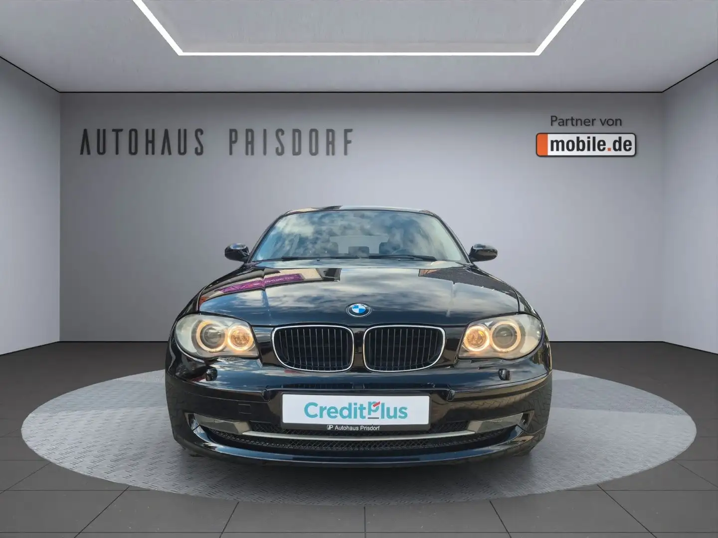 BMW 120 i Lim. 5-Trg Automatik/Xenon/Leder/KIlima/Shz Schwarz - 2