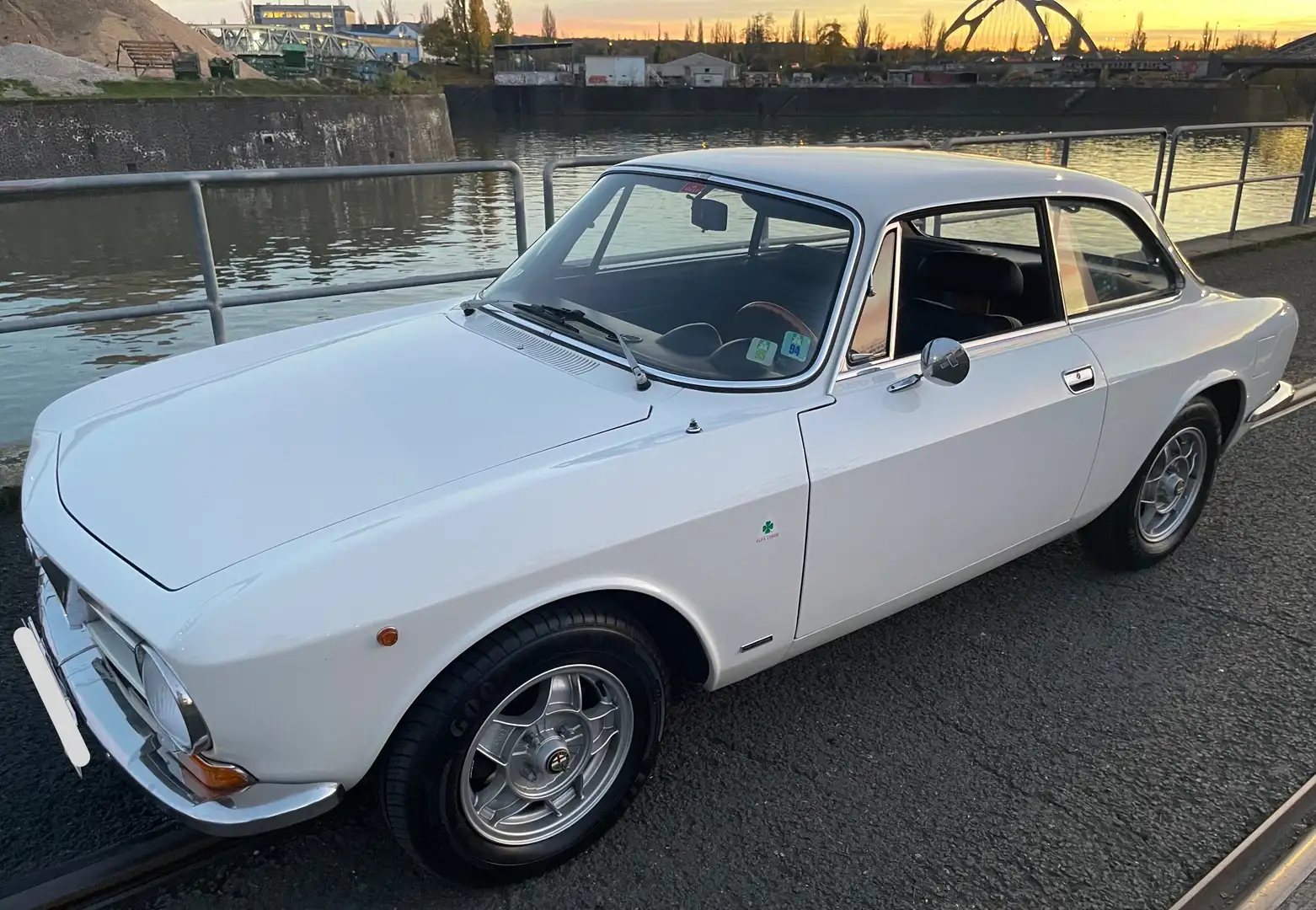 Alfa Romeo Junior GT1300 BERTONE (auch Tausch / Inzahlungnahme) - 1