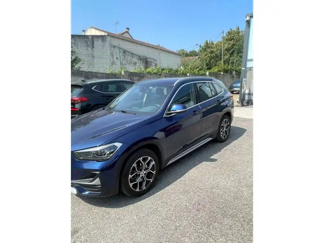 BMW X1 view 8