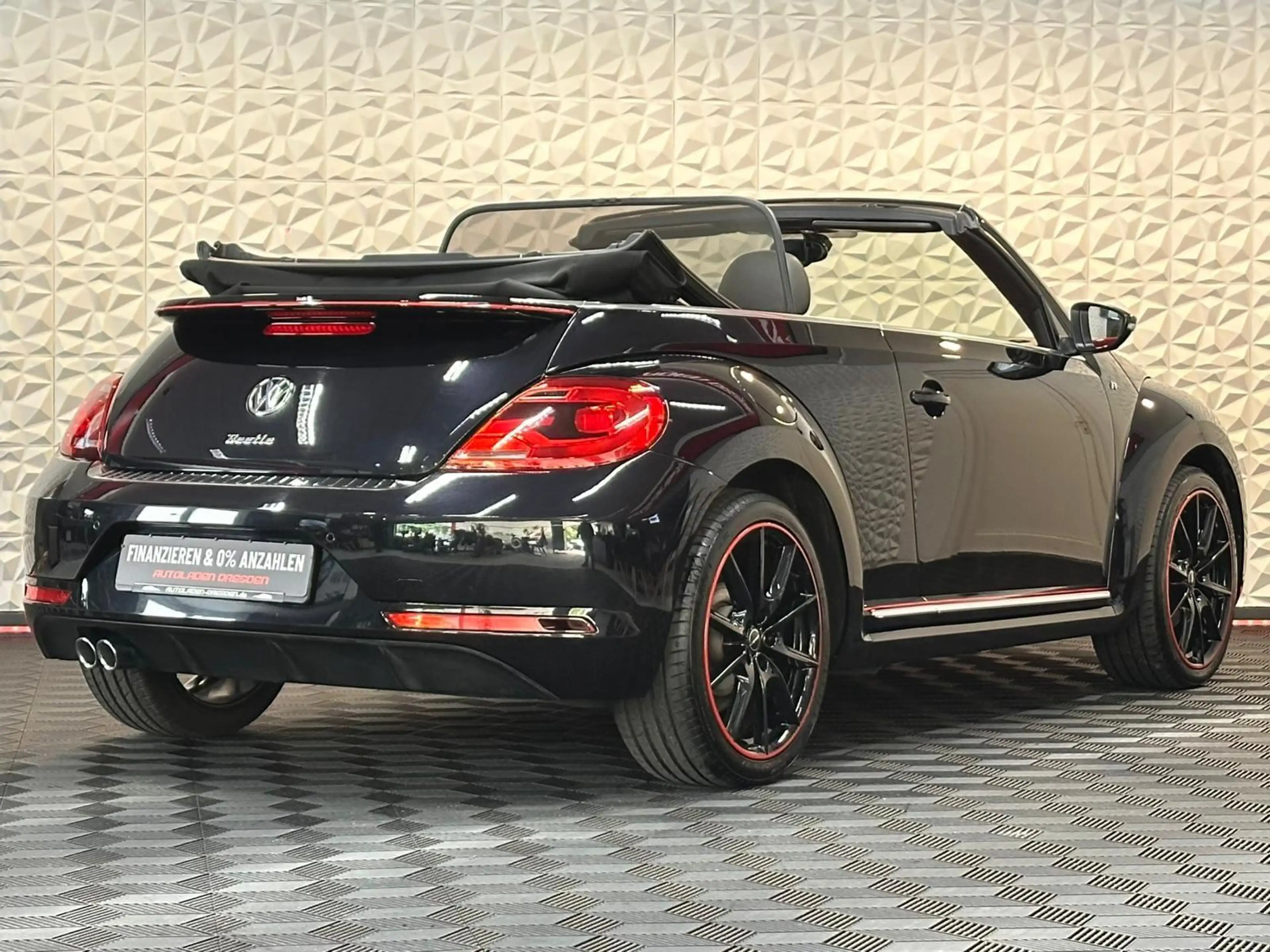 Volkswagen Beetle 2.0TDI CABRIO R LINE XENON#SHZ#TEMP#NAVI — photo 8