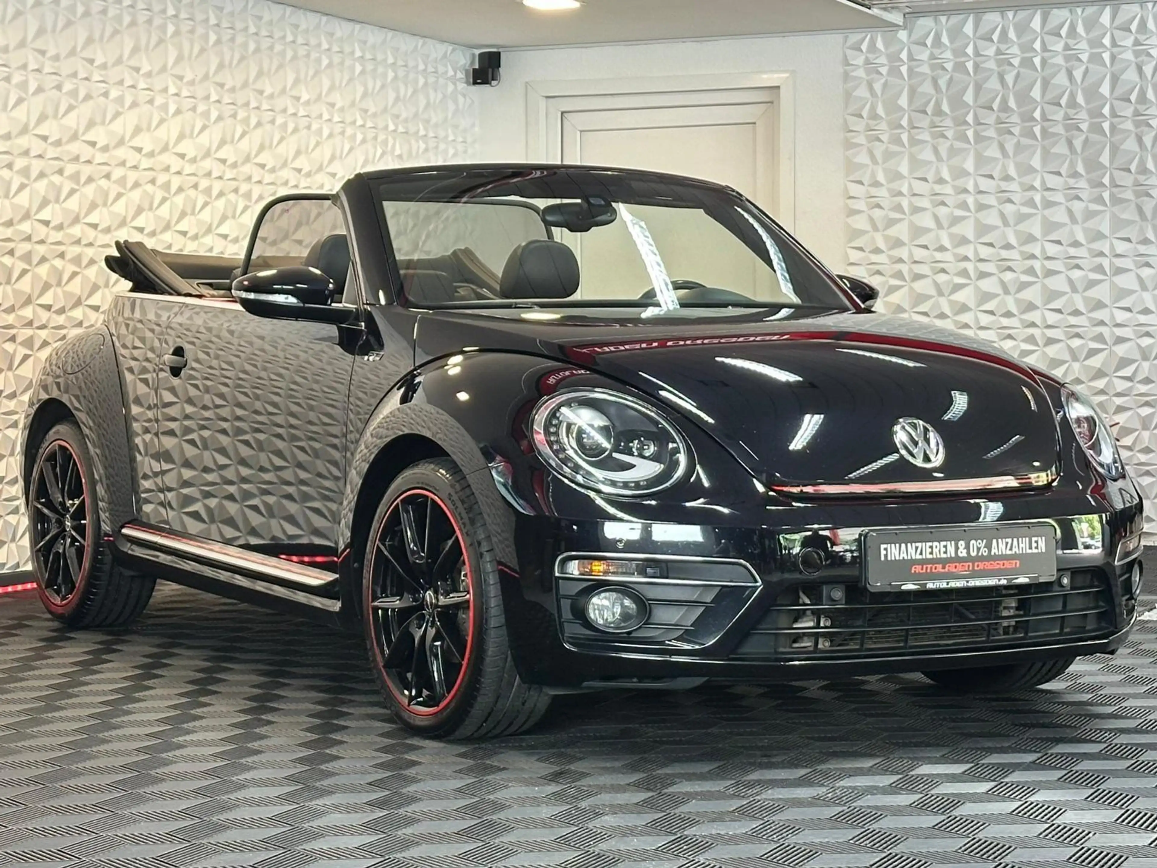 Volkswagen Beetle 2.0TDI CABRIO R LINE XENON#SHZ#TEMP#NAVI — photo 2