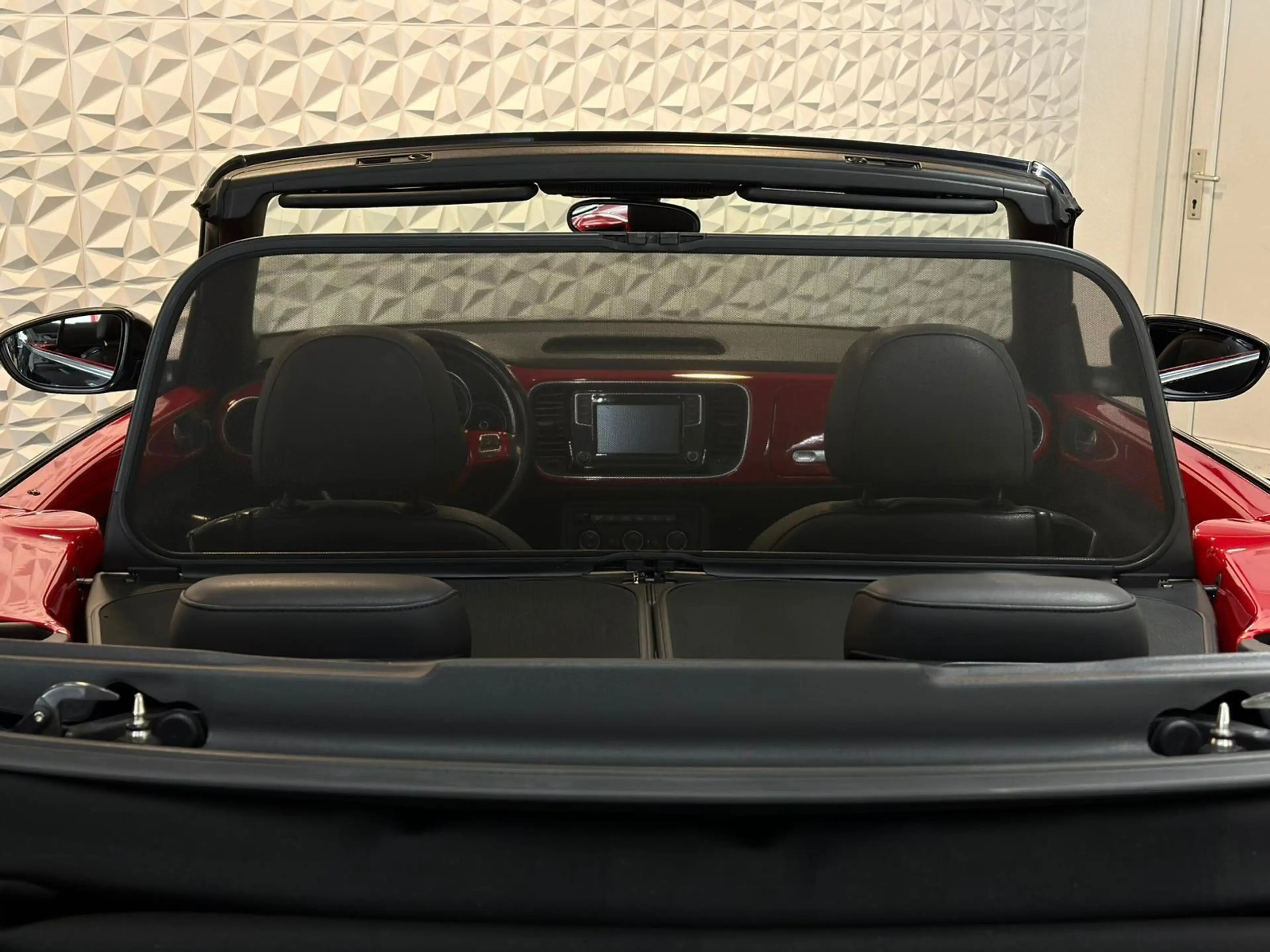 Volkswagen Beetle 2.0TDI CABRIO R LINE XENON#SHZ#TEMP#NAVI — photo 9