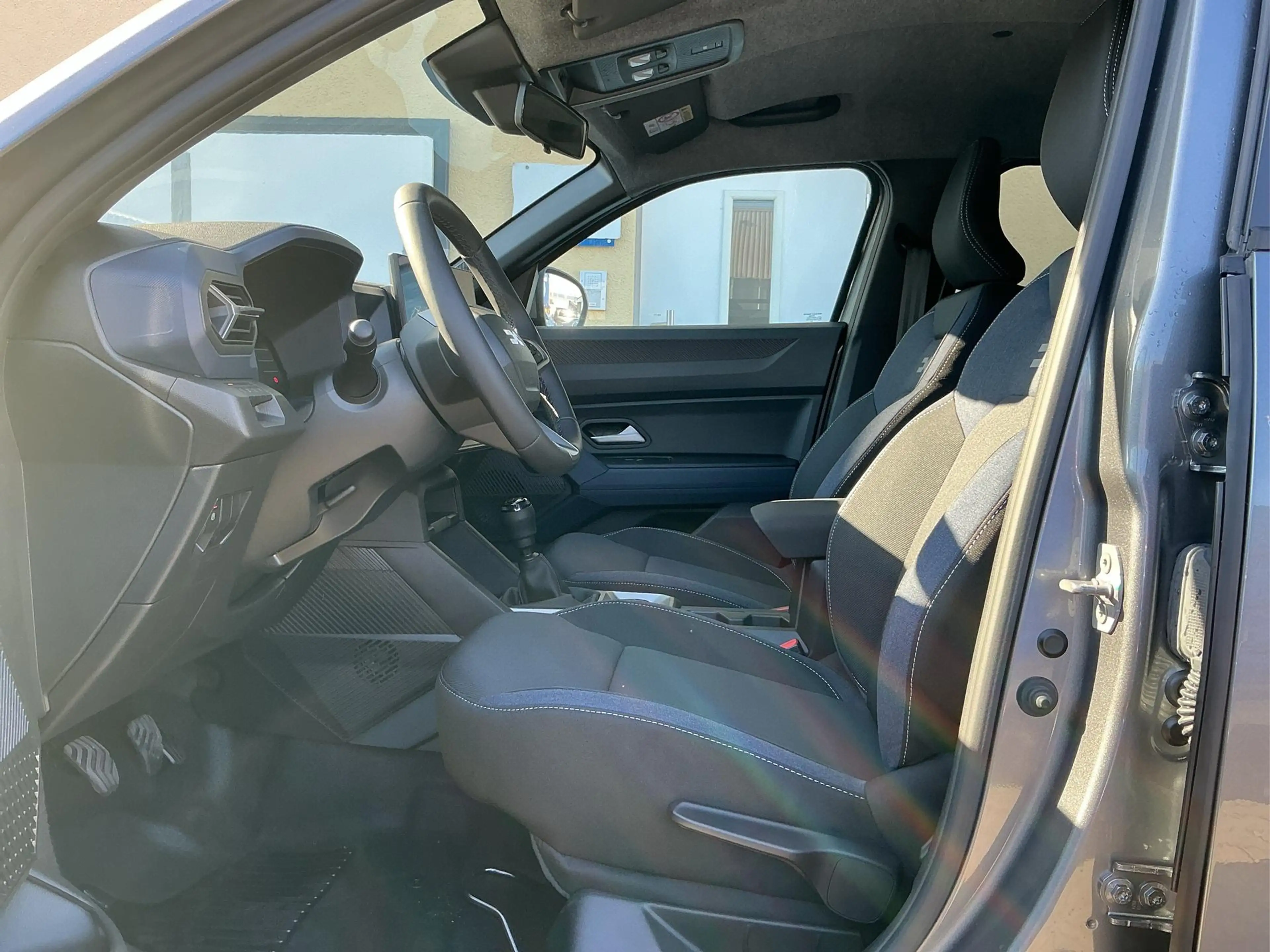 Dacia Duster Journey neues Modell PDC v+h Sitzheizung vorn K... — photo 8