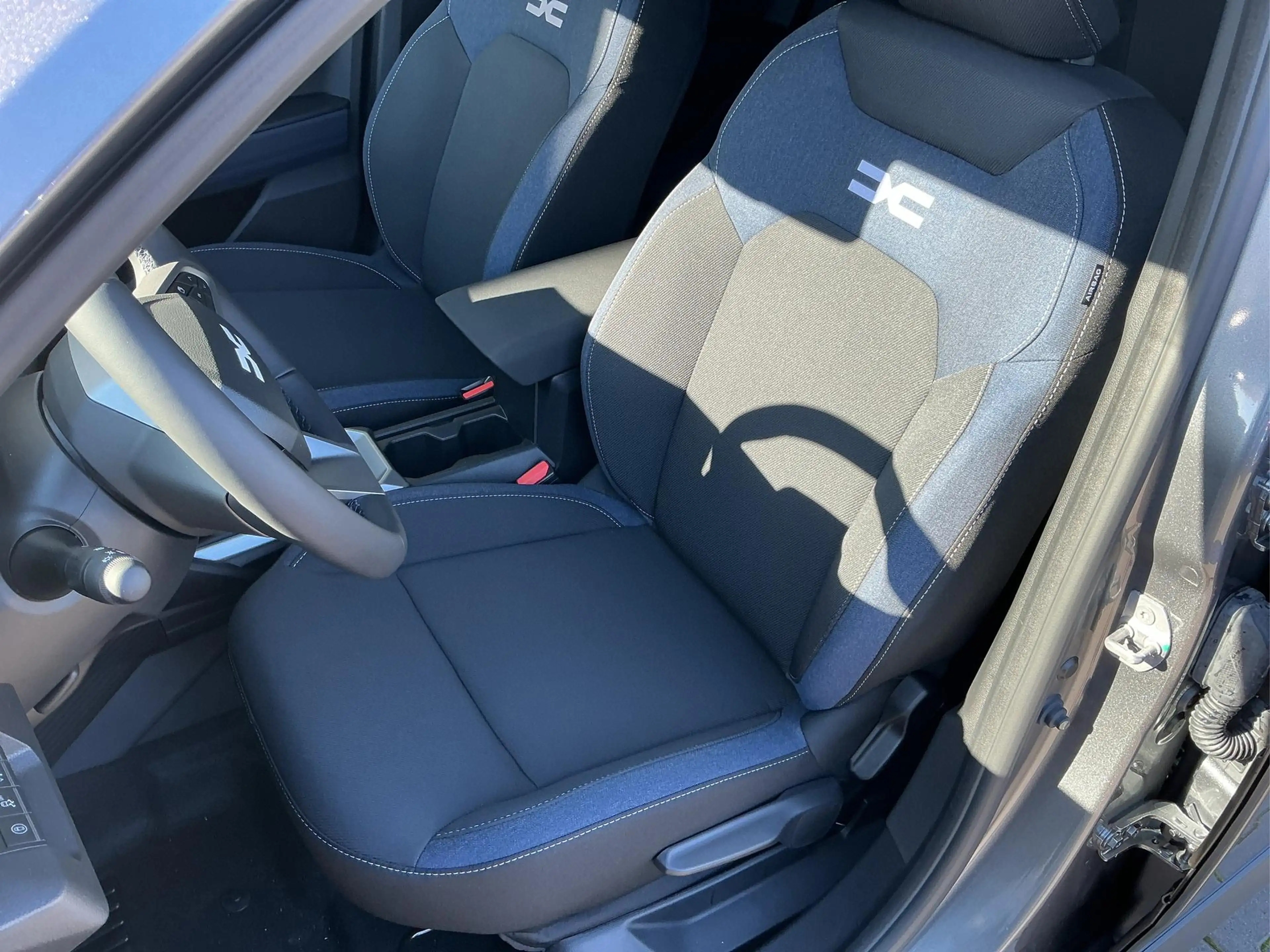 Dacia Duster Journey neues Modell PDC v+h Sitzheizung vorn K... — photo 10