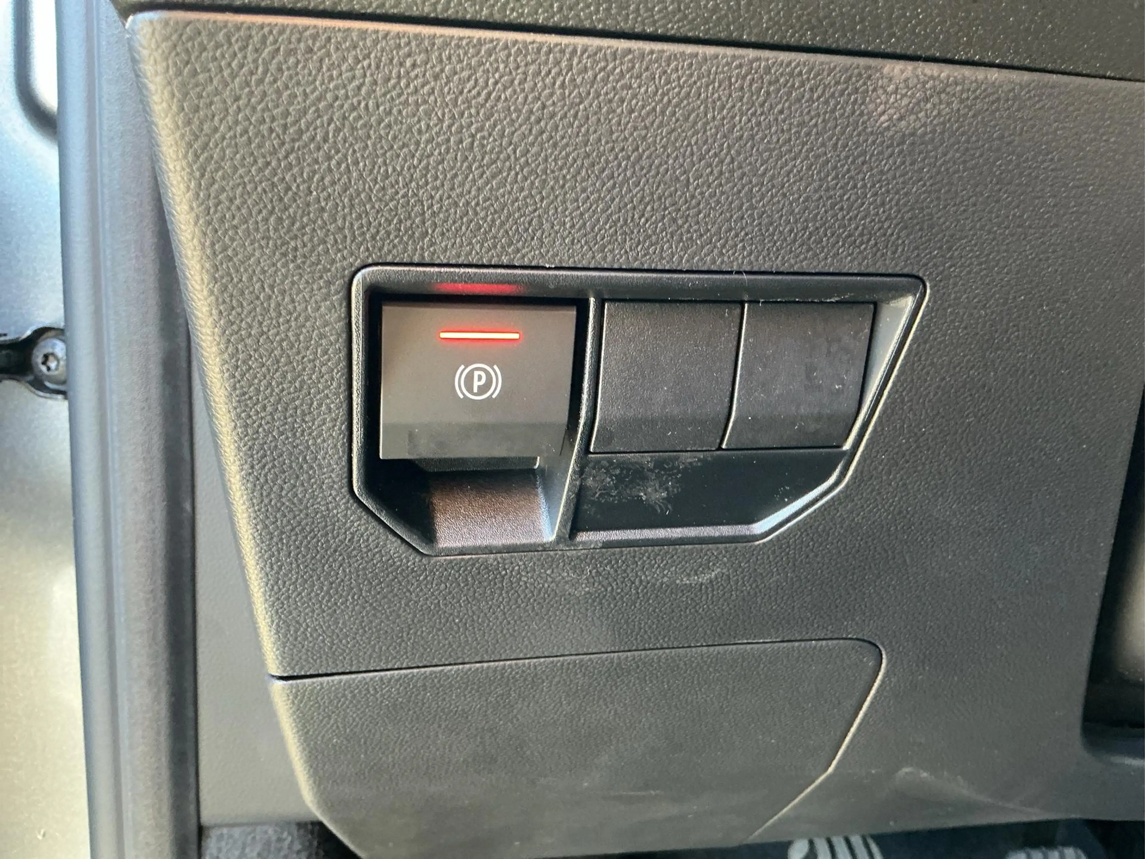 Dacia Duster Journey neues Modell PDC v+h Sitzheizung vorn K... — photo 12