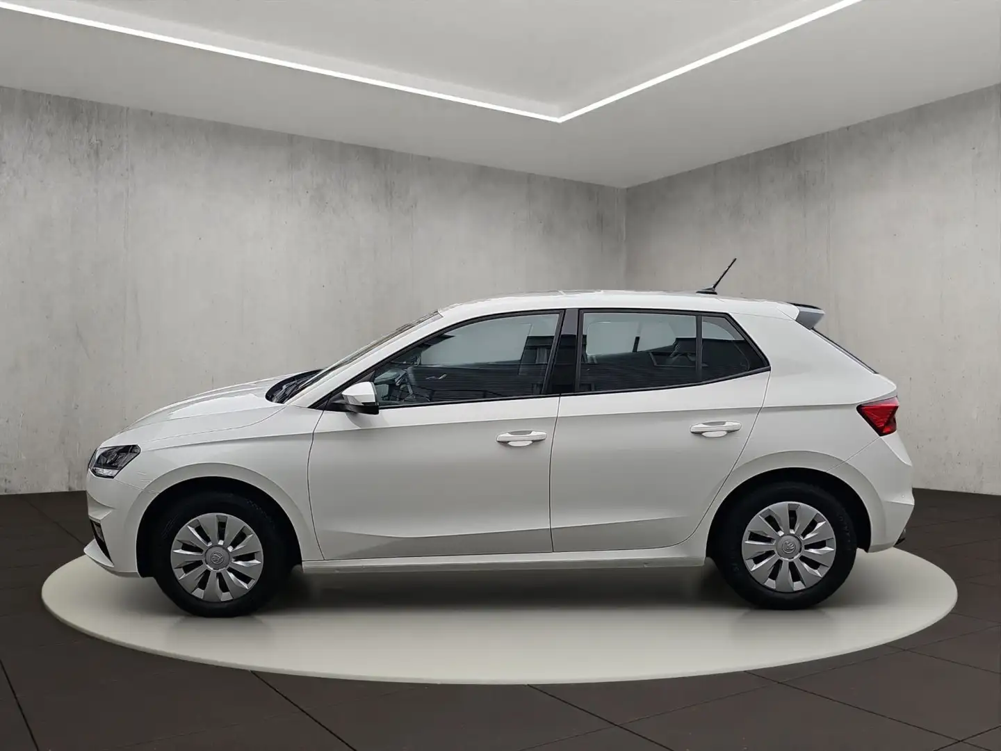 Skoda Fabia Essence 1,0 TSI 70 kW 5-Gang Weiß - 2
