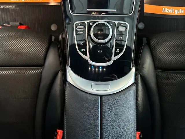 Mercedes-Benz GLC view 10