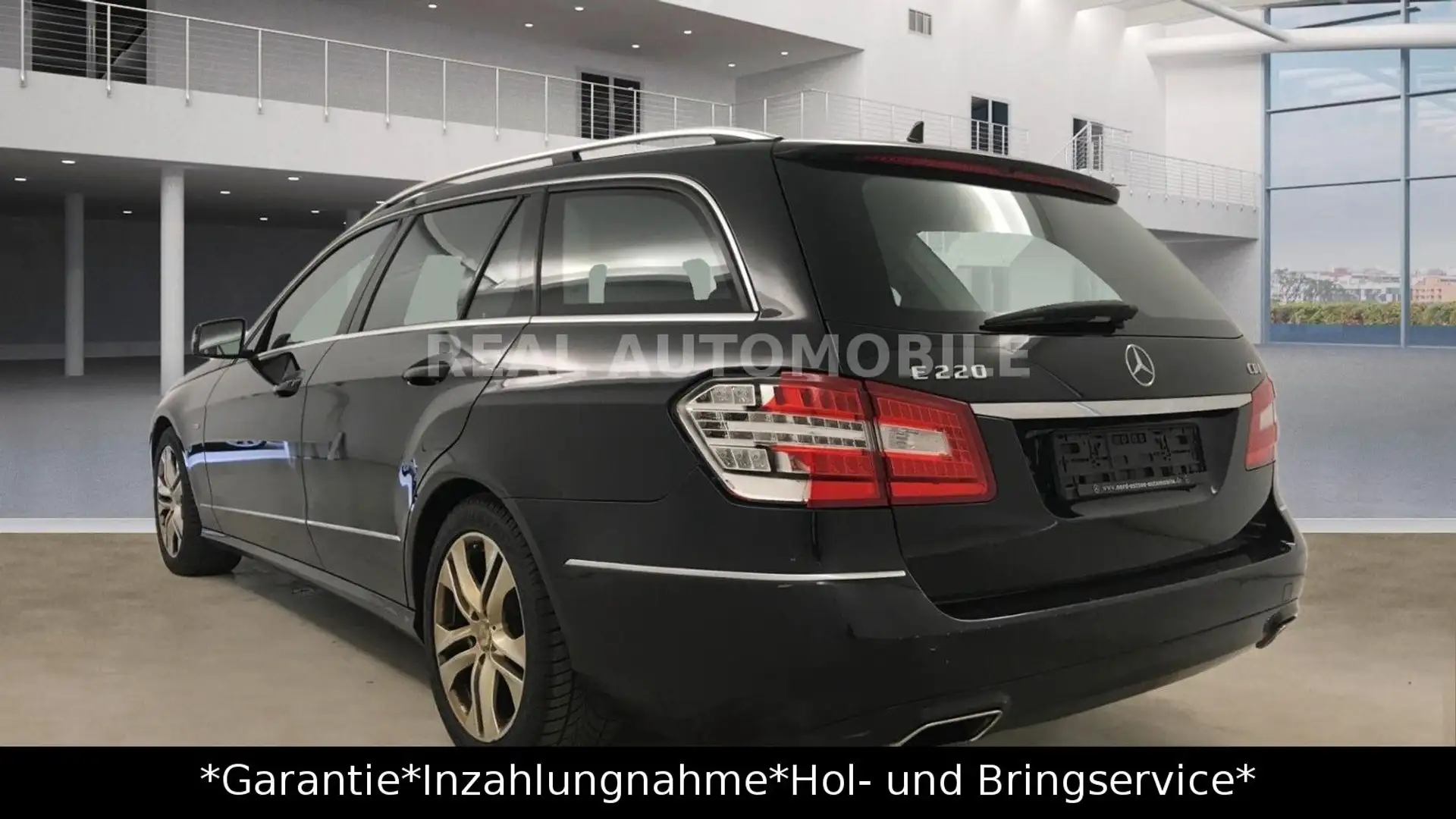 Mercedes-Benz E 220 T CDI AVANTGARDE 7G-TRONIC *1.HAND* Zwart - 2