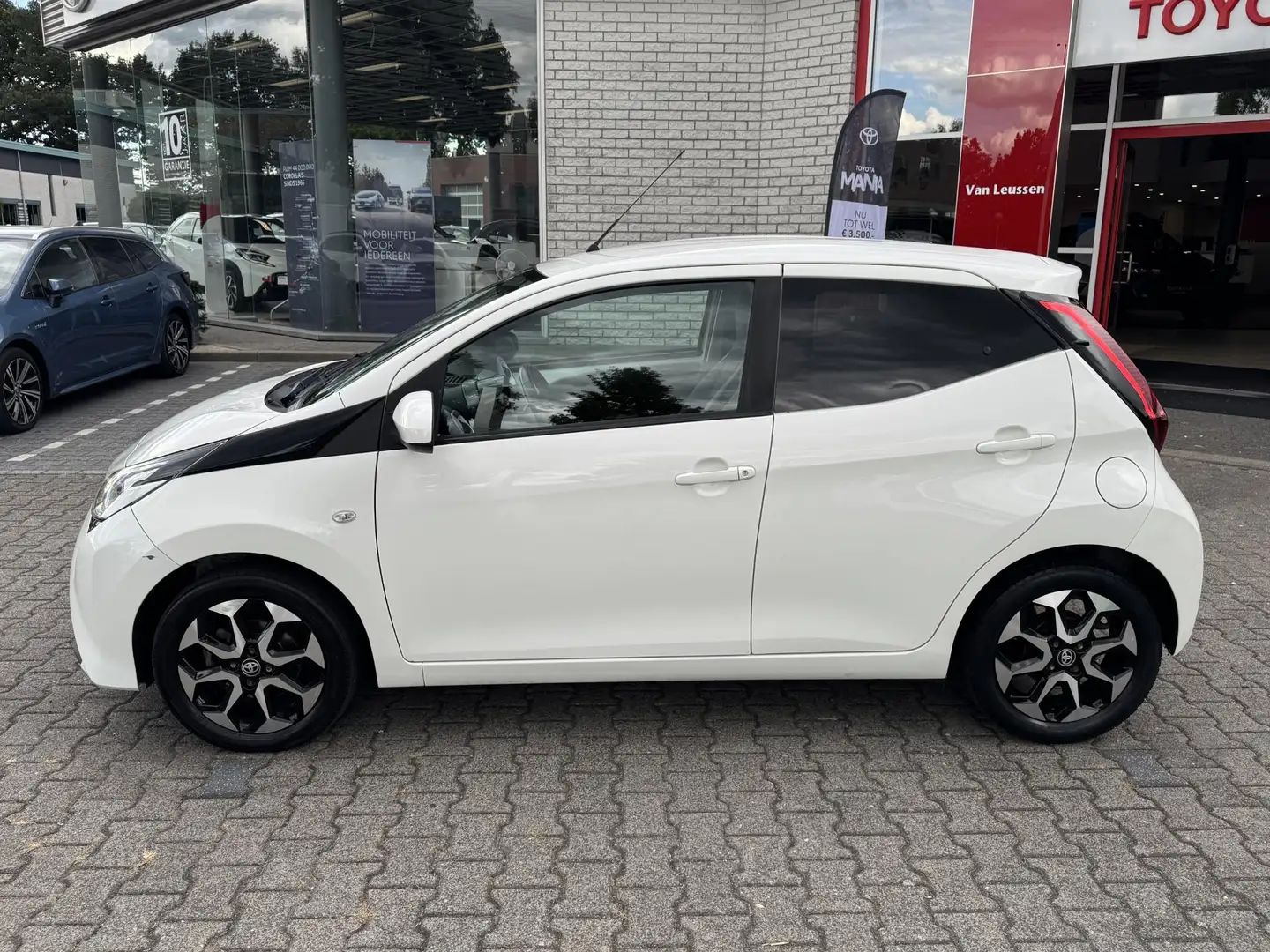 Toyota Aygo X X-JOY CLIMA APPLE/ANDROID CAMERA DAB LM-VELGEN NL- Blanc - 2