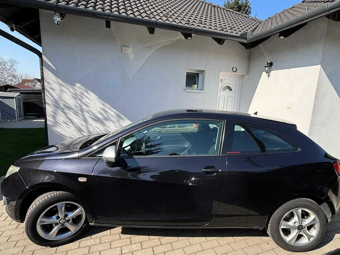SEAT Ibiza Ibiza SportCoupé Sport 1,6 Sport Schwarz - 1