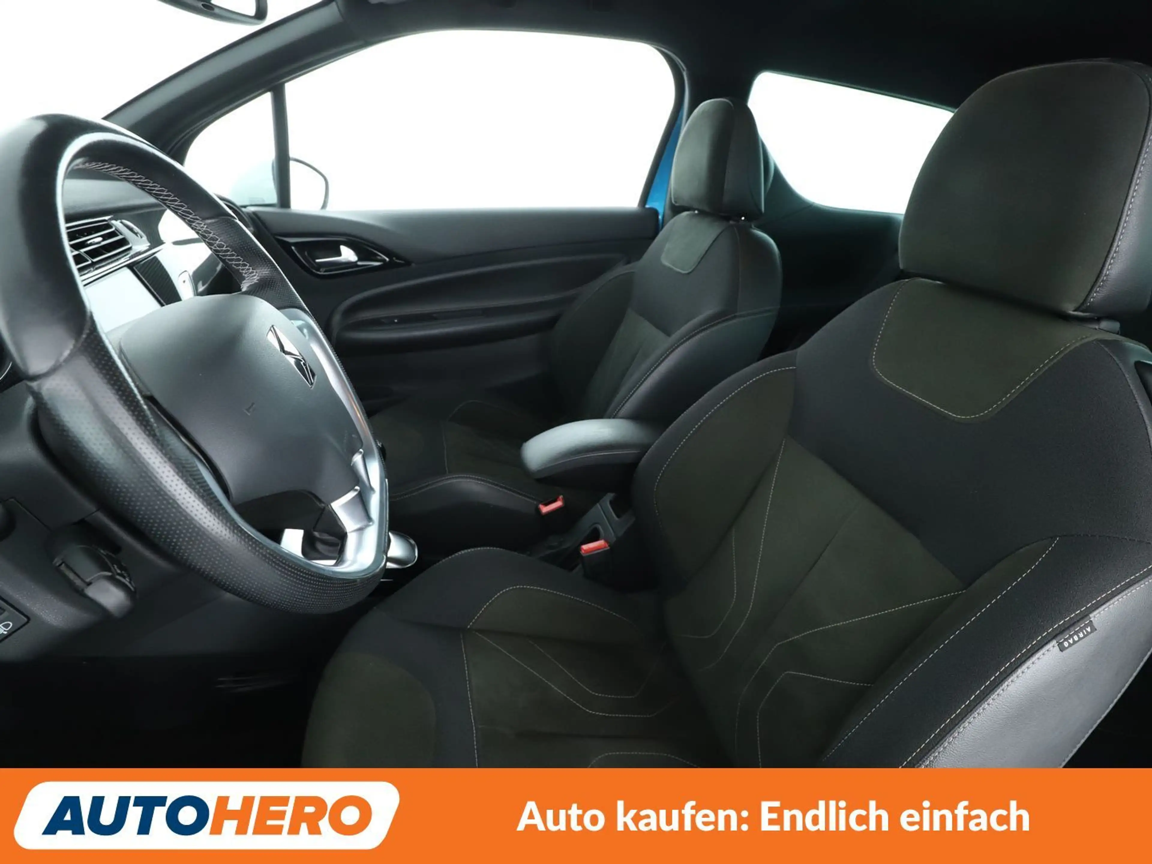 Citroen DS3 1.6 Blue-HDi SportChic*NAVI*TEMPO*CAM*PDC* — photo 10