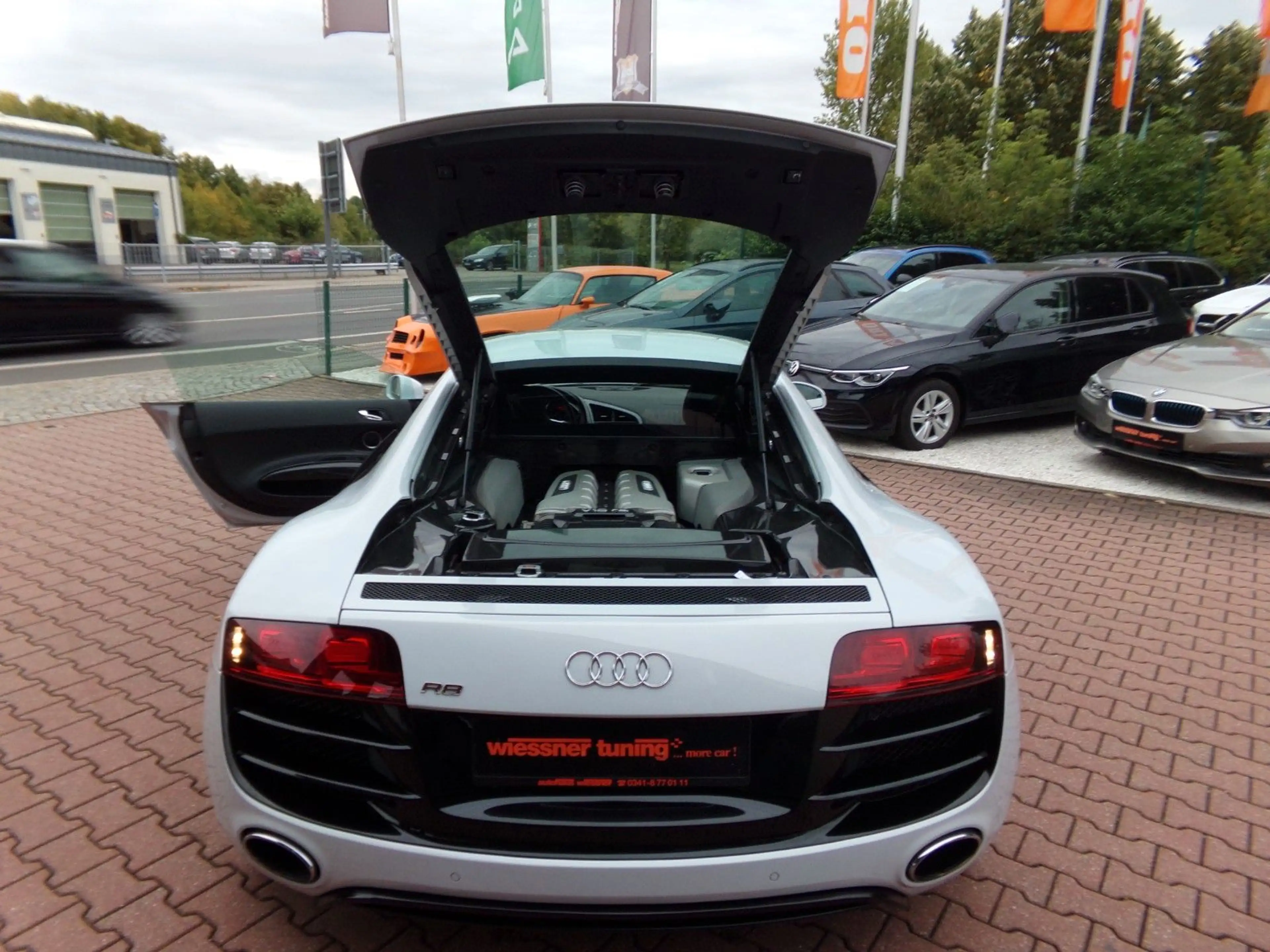 Audi R8 Coupe 5.2 FSI quattro V10 , 32500 km — photo 12