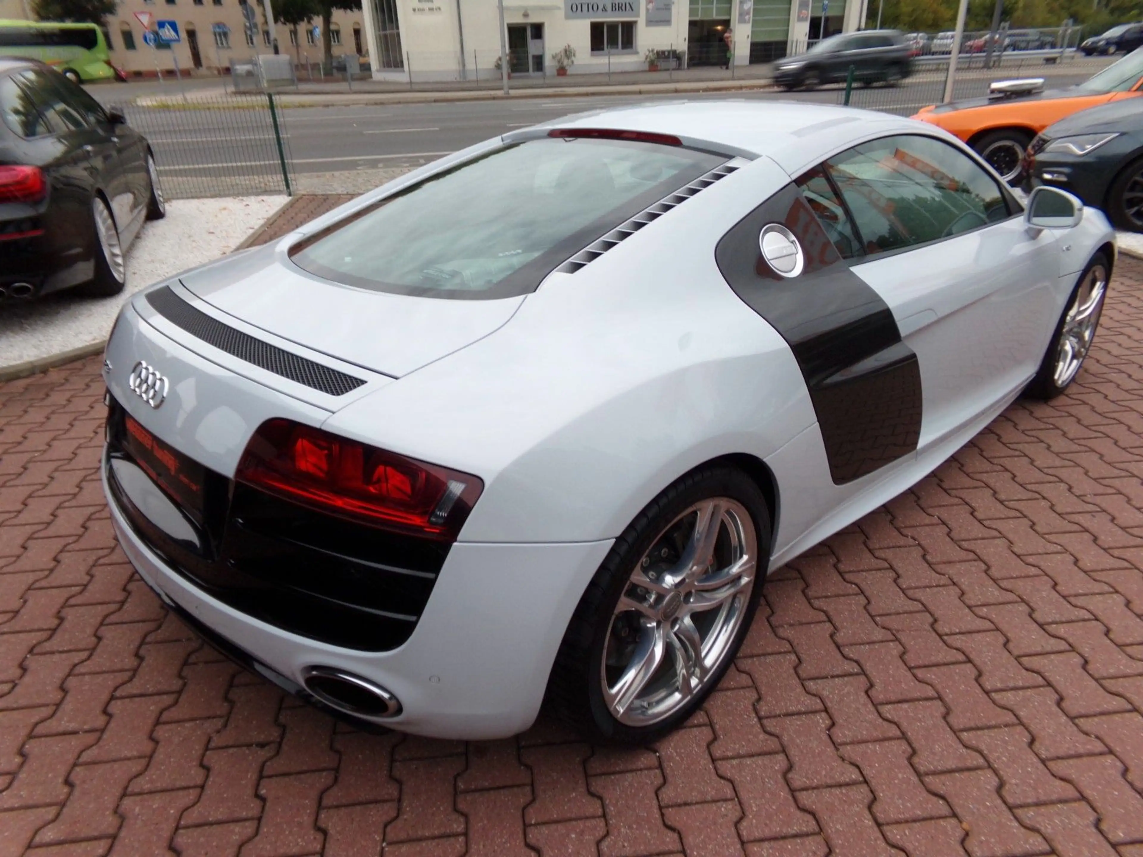 Audi R8 Coupe 5.2 FSI quattro V10 , 32500 km — photo 5