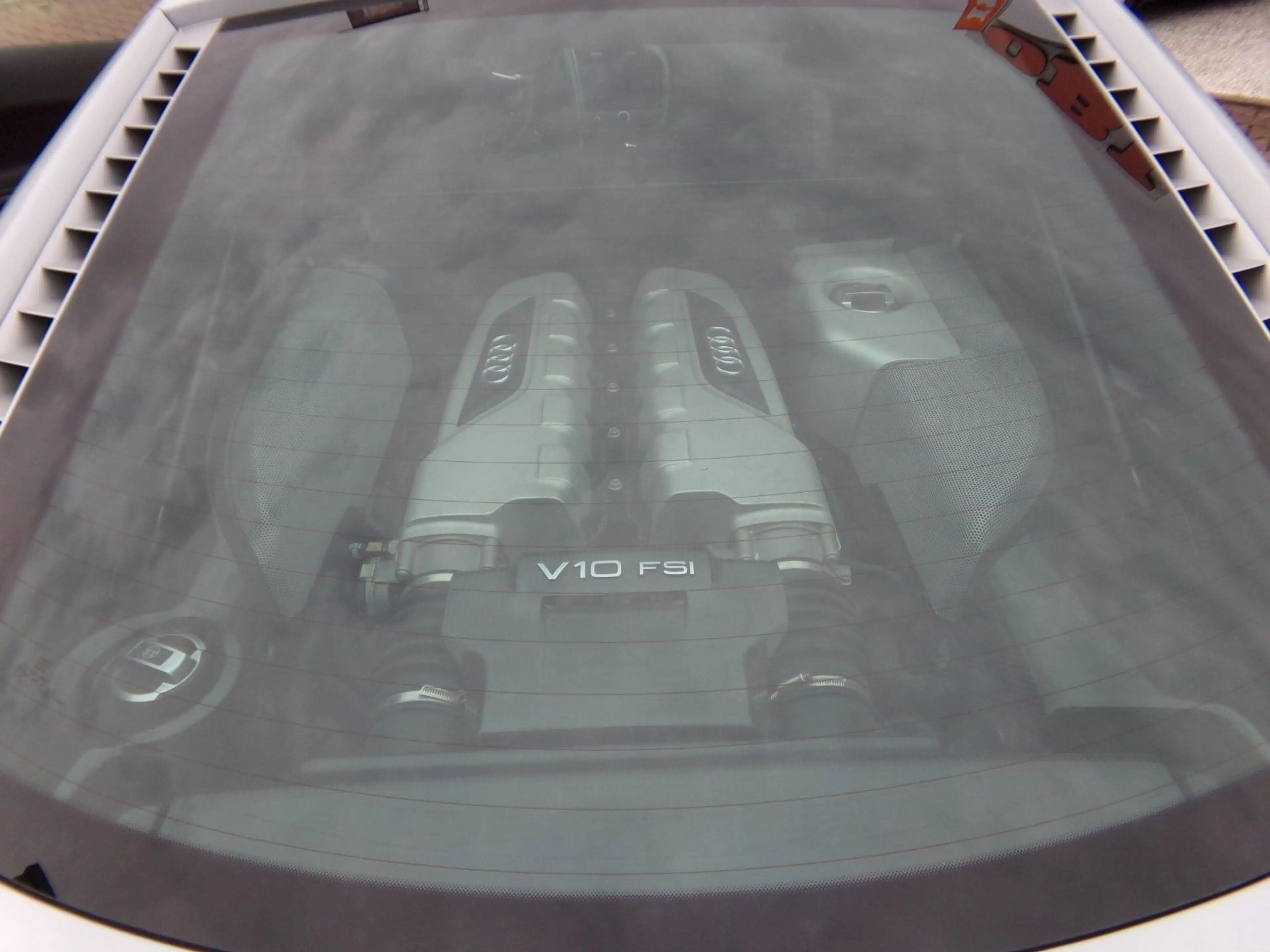 Audi R8 Coupe 5.2 FSI quattro V10 , 32500 km — photo 15