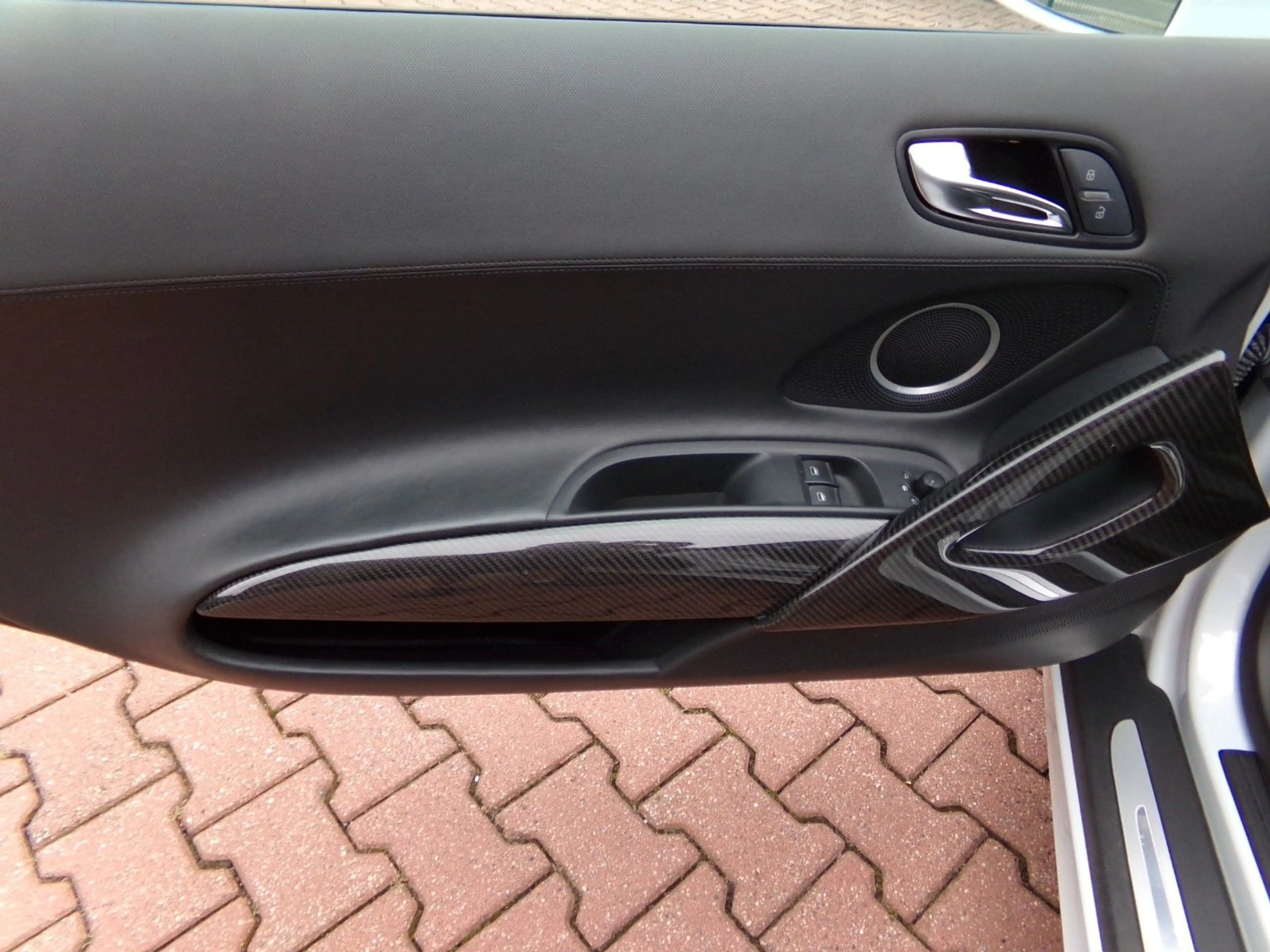 Audi R8 Coupe 5.2 FSI quattro V10 , 32500 km — photo 8