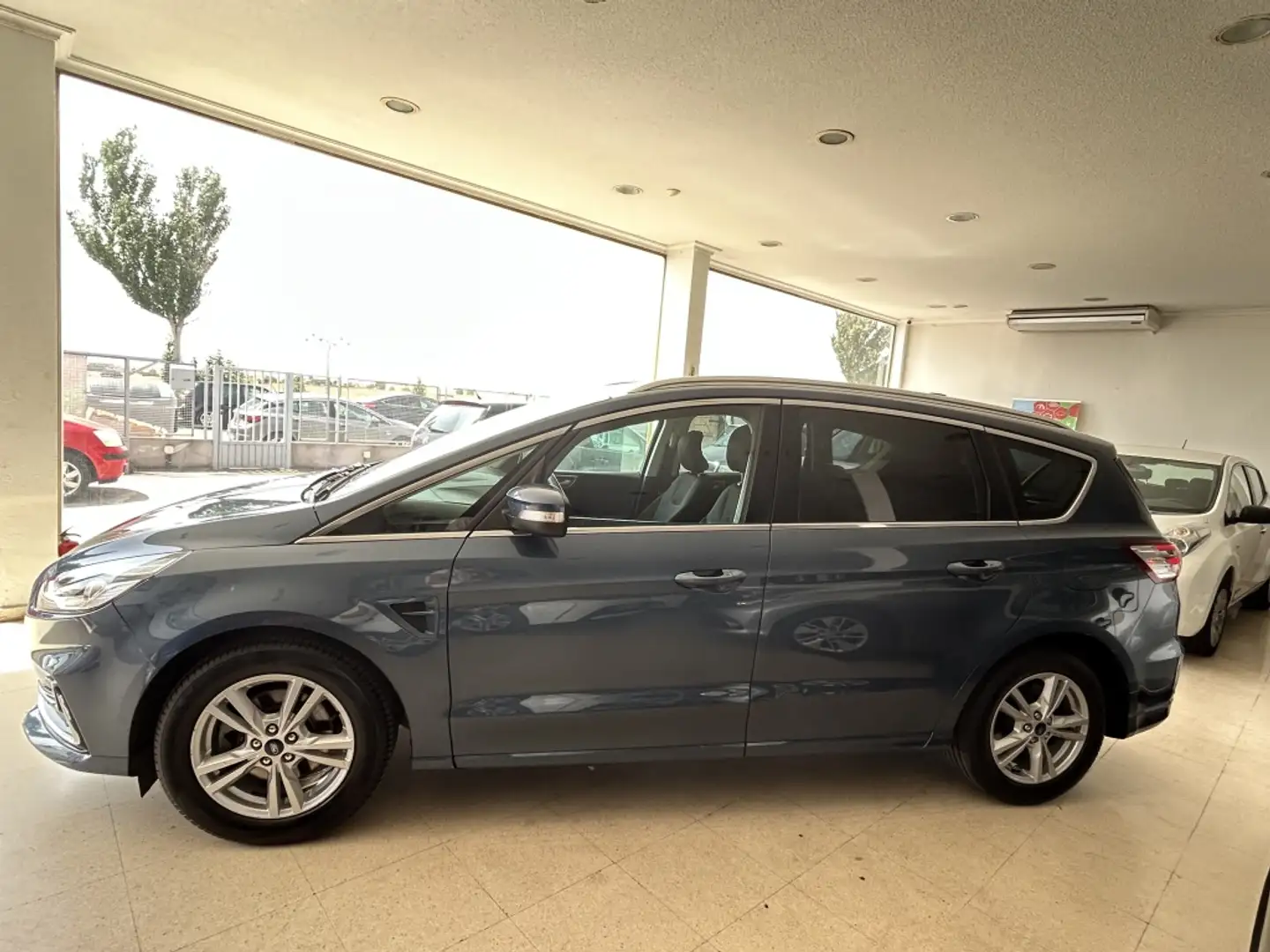 Ford S-Max 2.0TDCi Panther Titanium 150 Azul - 2