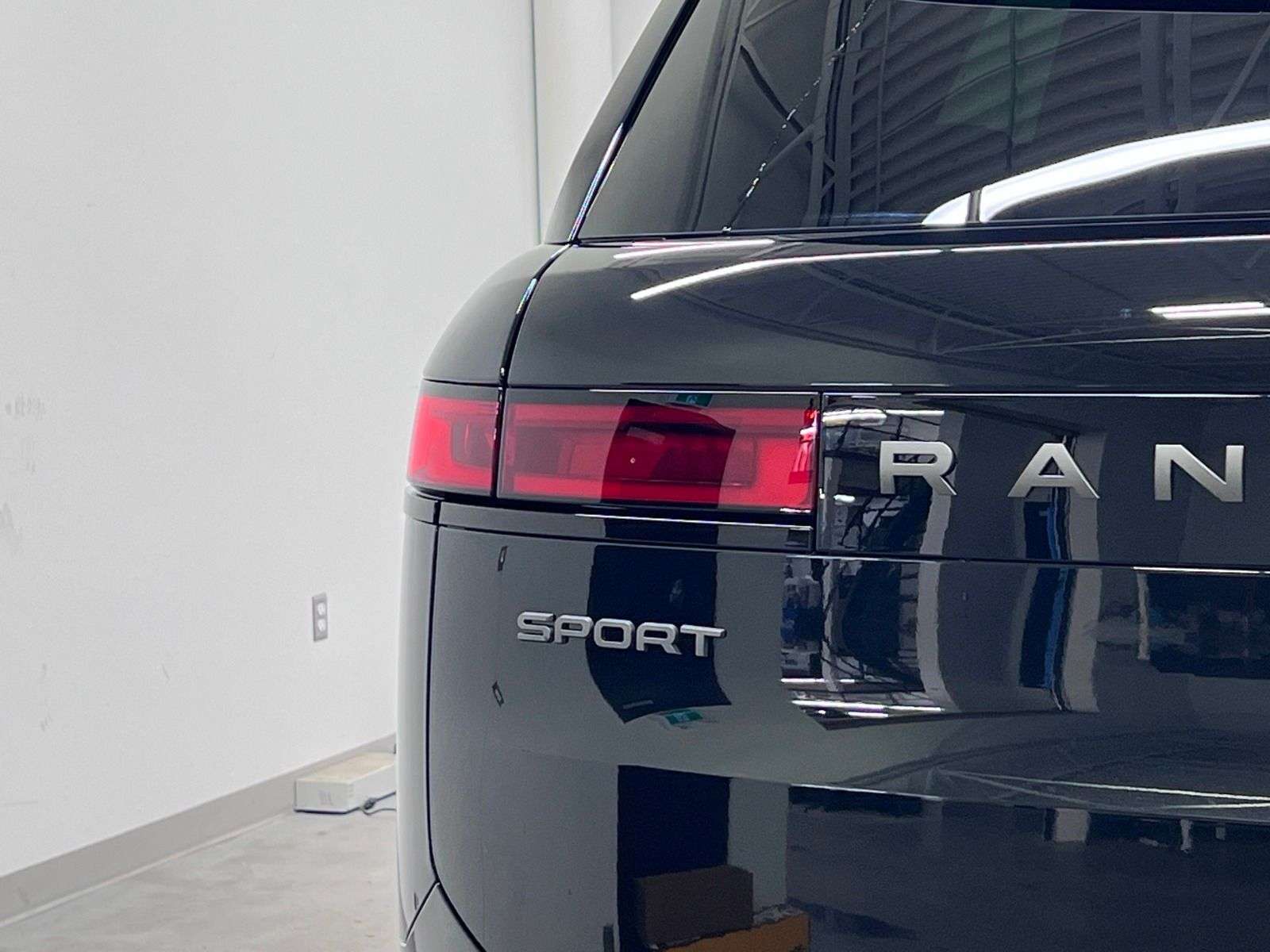 2026 Land Rover Range Rover Sport P360 S | LEASE FROM $999 PER MONTH thumb 10