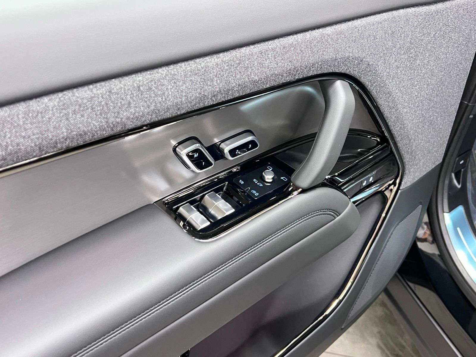 2026 Land Rover Range Rover Sport P360 S | LEASE FROM $999 PER MONTH thumb 29