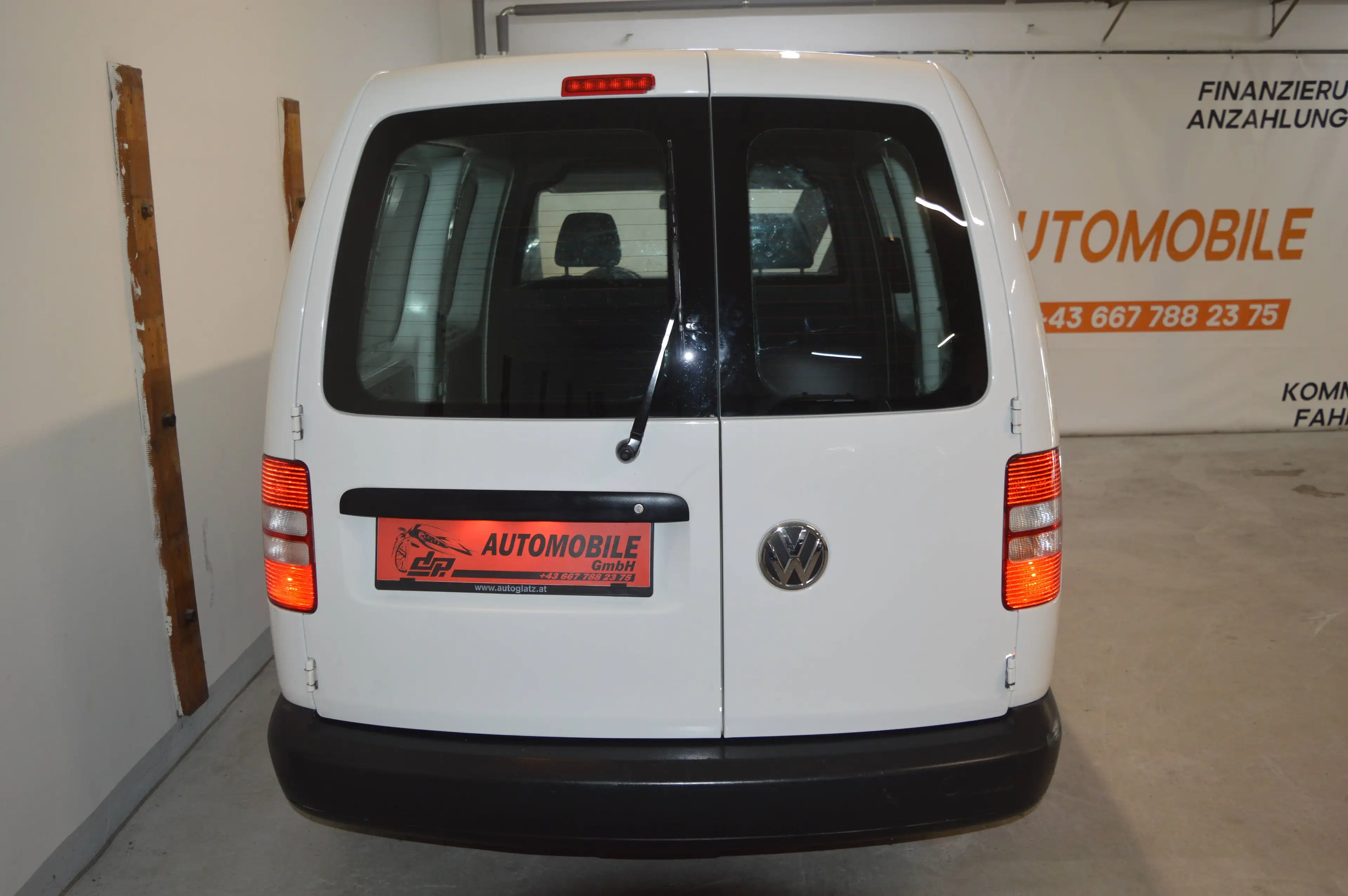 Volkswagen Caddy 1,6 TDI **Maxi Kasten**neues Pickerl** — photo 9