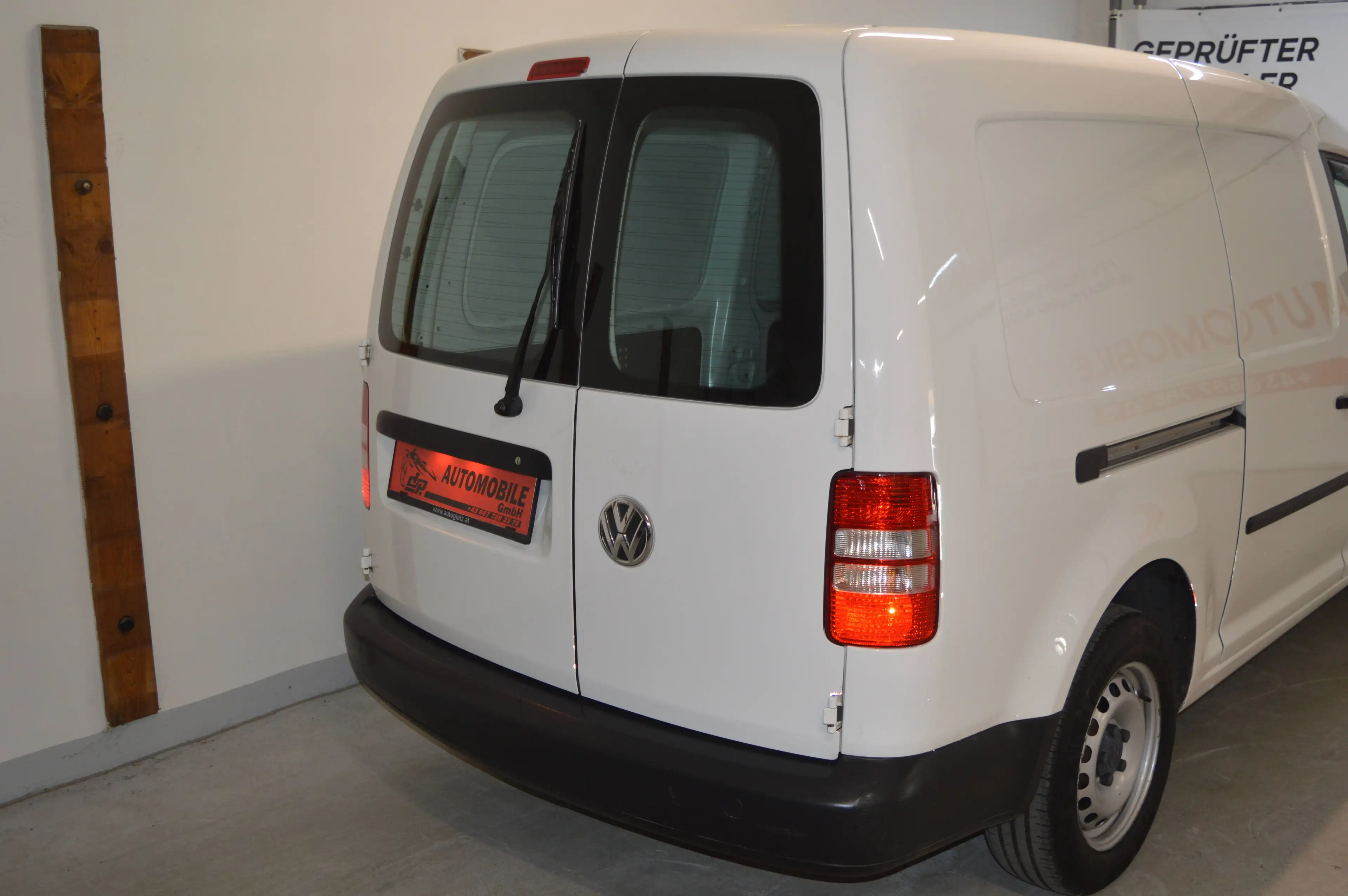 Volkswagen Caddy 1,6 TDI **Maxi Kasten**neues Pickerl** — photo 10