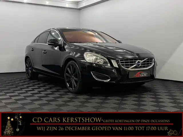 Volvo S60 2.0T Intro Edition Leder, Parkeersensoren, Keyless