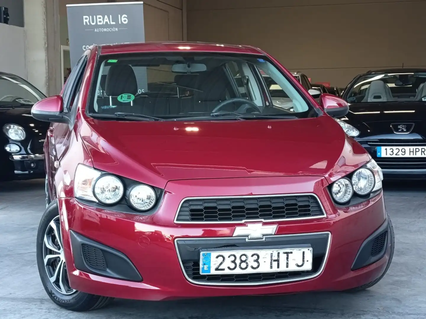 Chevrolet Aveo 1.4 16v LT+ Burdeos - 1