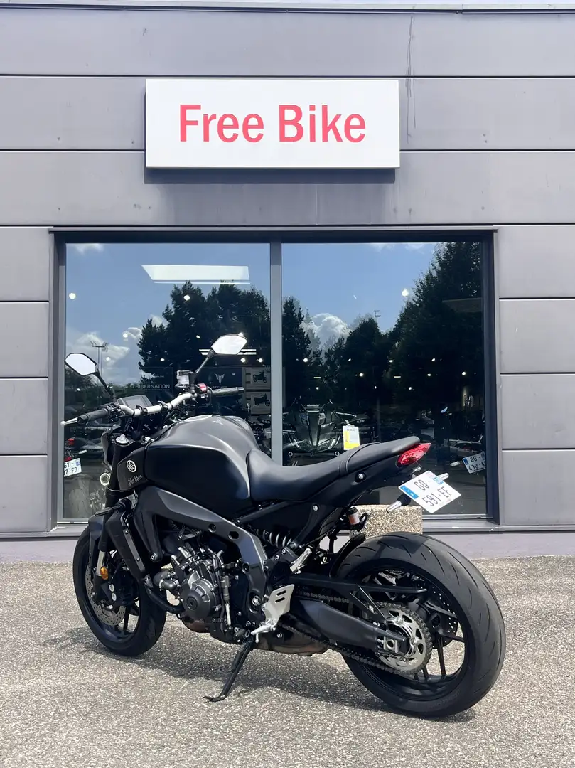 Yamaha MT-09 Noir - 2